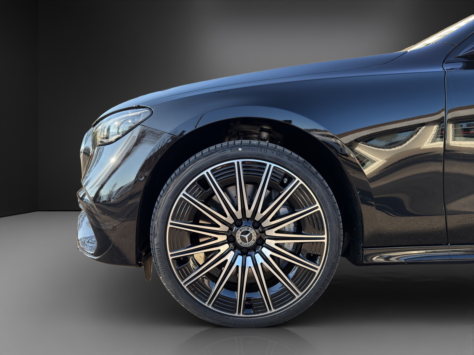 MERCEDES-BENZ E 220 d 4Matic 9G-Tronic-image-8