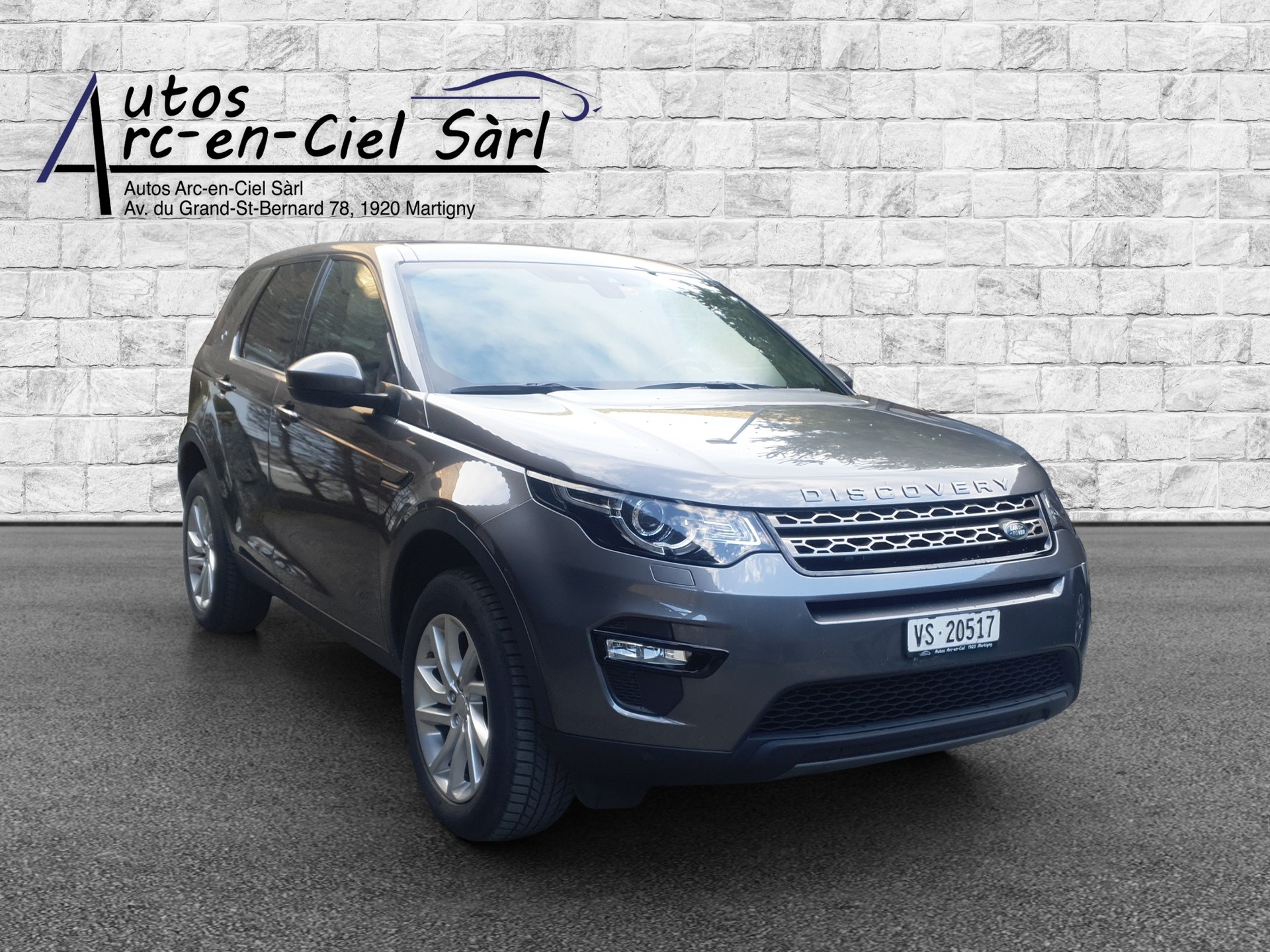 LAND ROVER Discovery Sport 2.0 Si4 SE-showroom-element-1