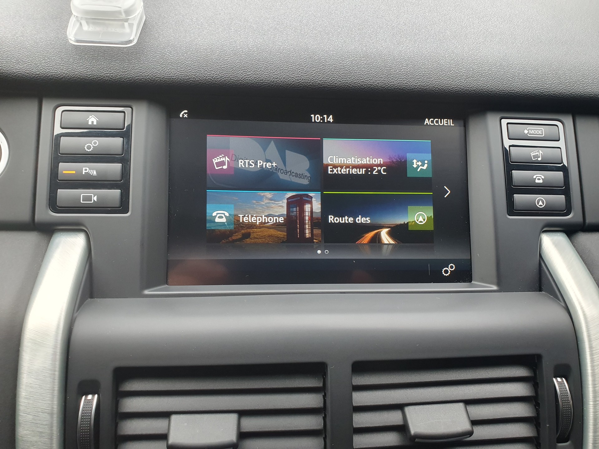 LAND ROVER Discovery Sport 2.0 Si4 SE-image-14