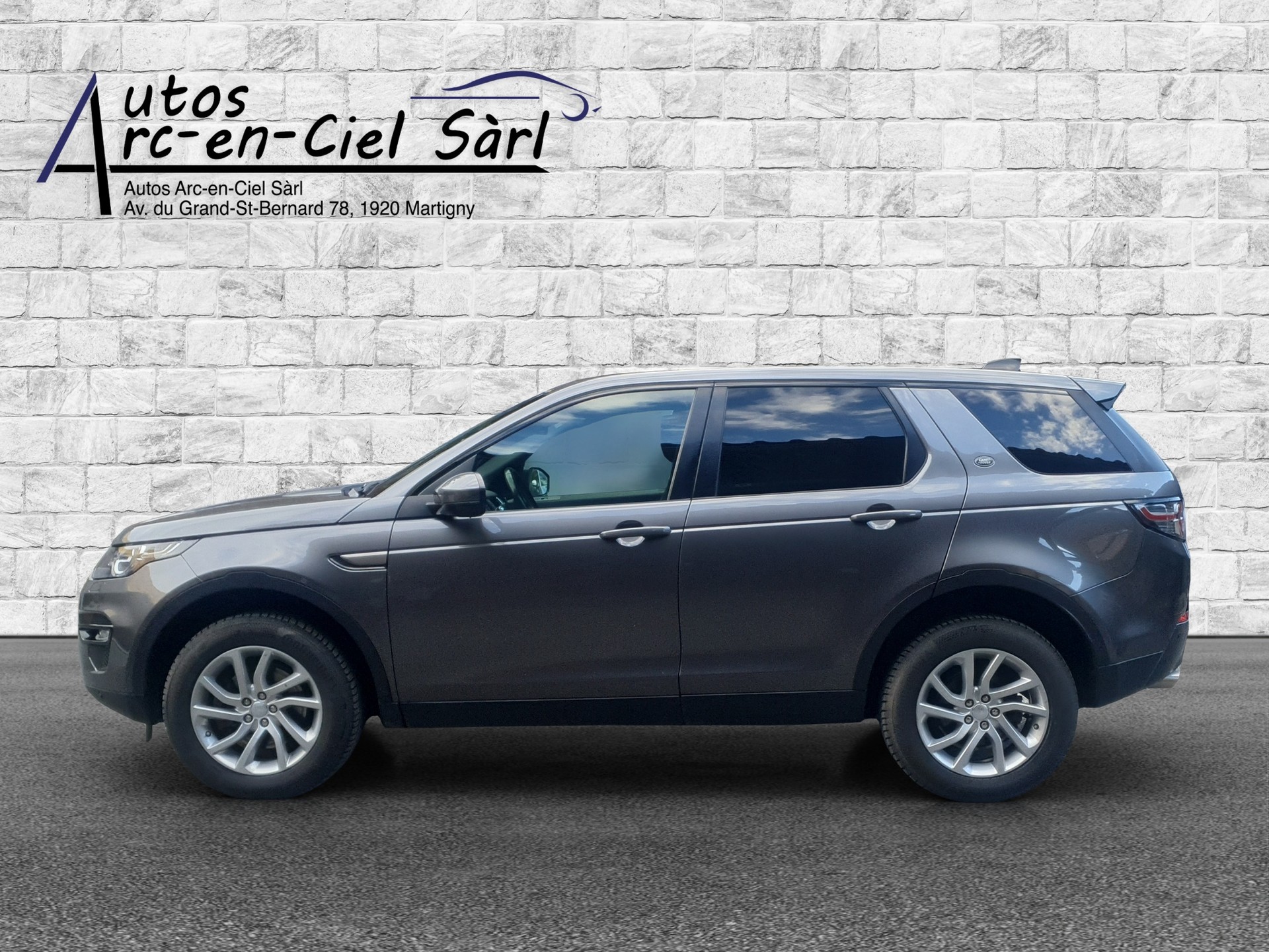 LAND ROVER Discovery Sport 2.0 Si4 SE-image-6