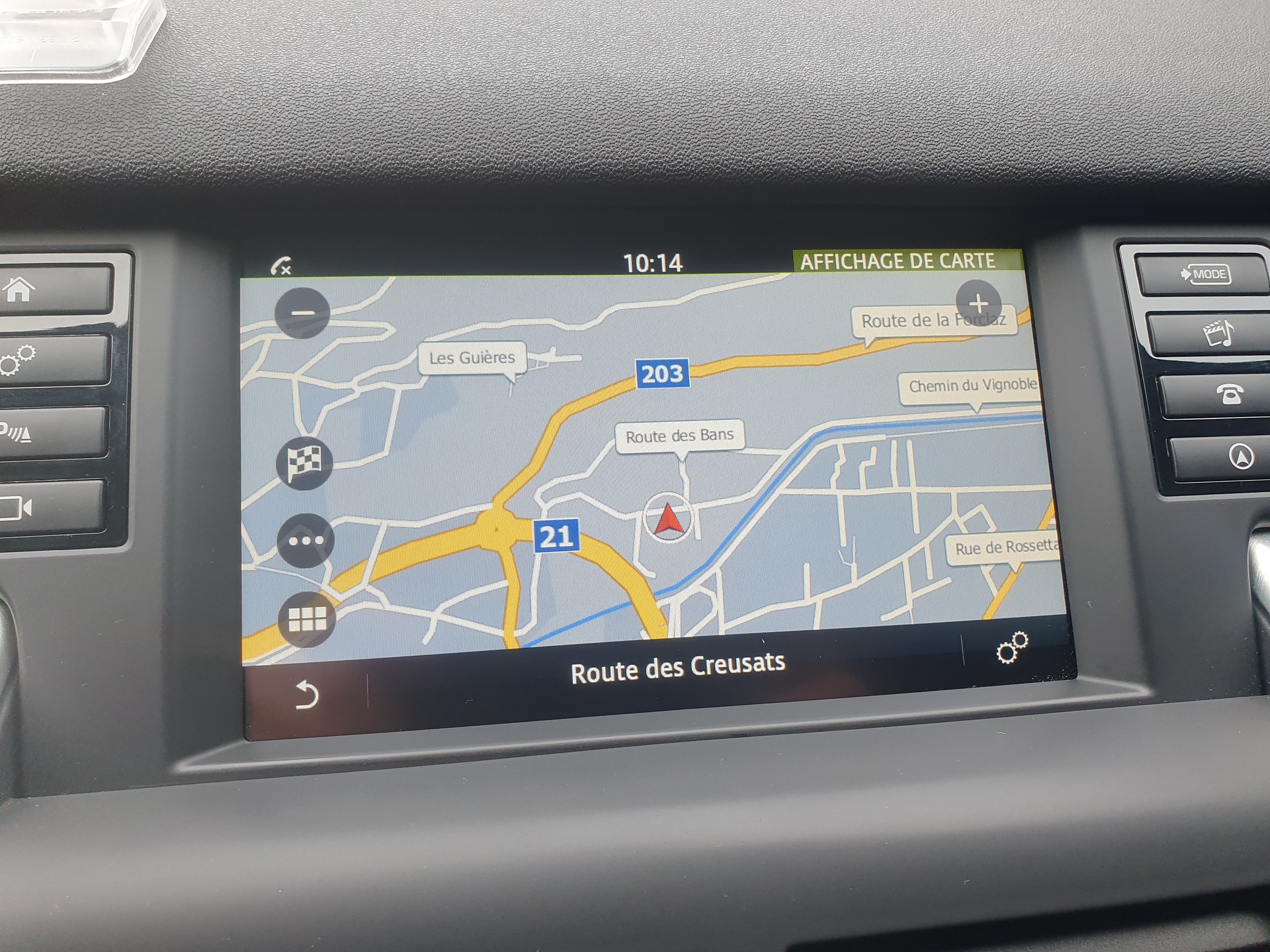 LAND ROVER Discovery Sport 2.0 Si4 SE-image-15