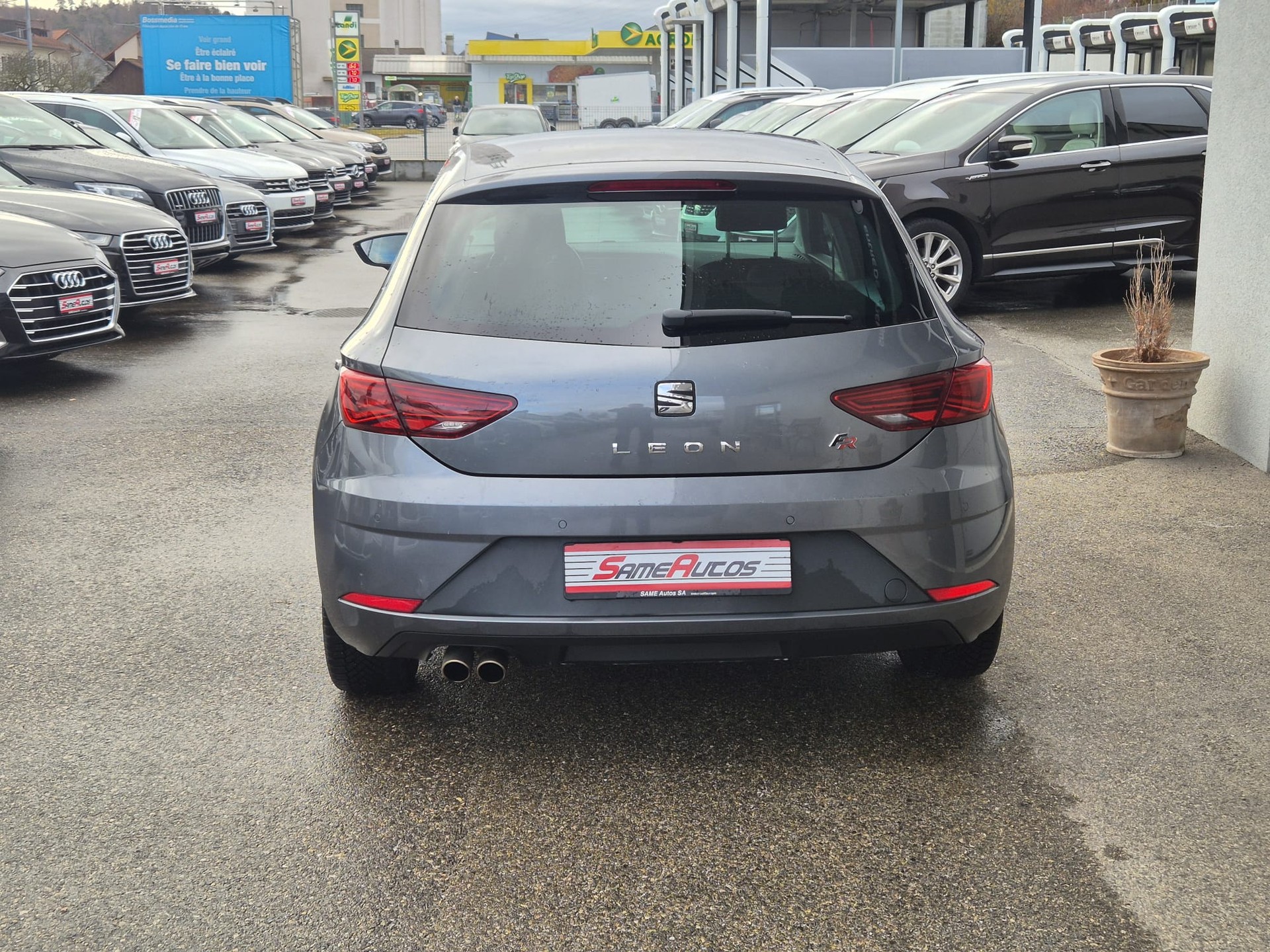 SEAT Leon 1.8 TSI FR DSG-image-2