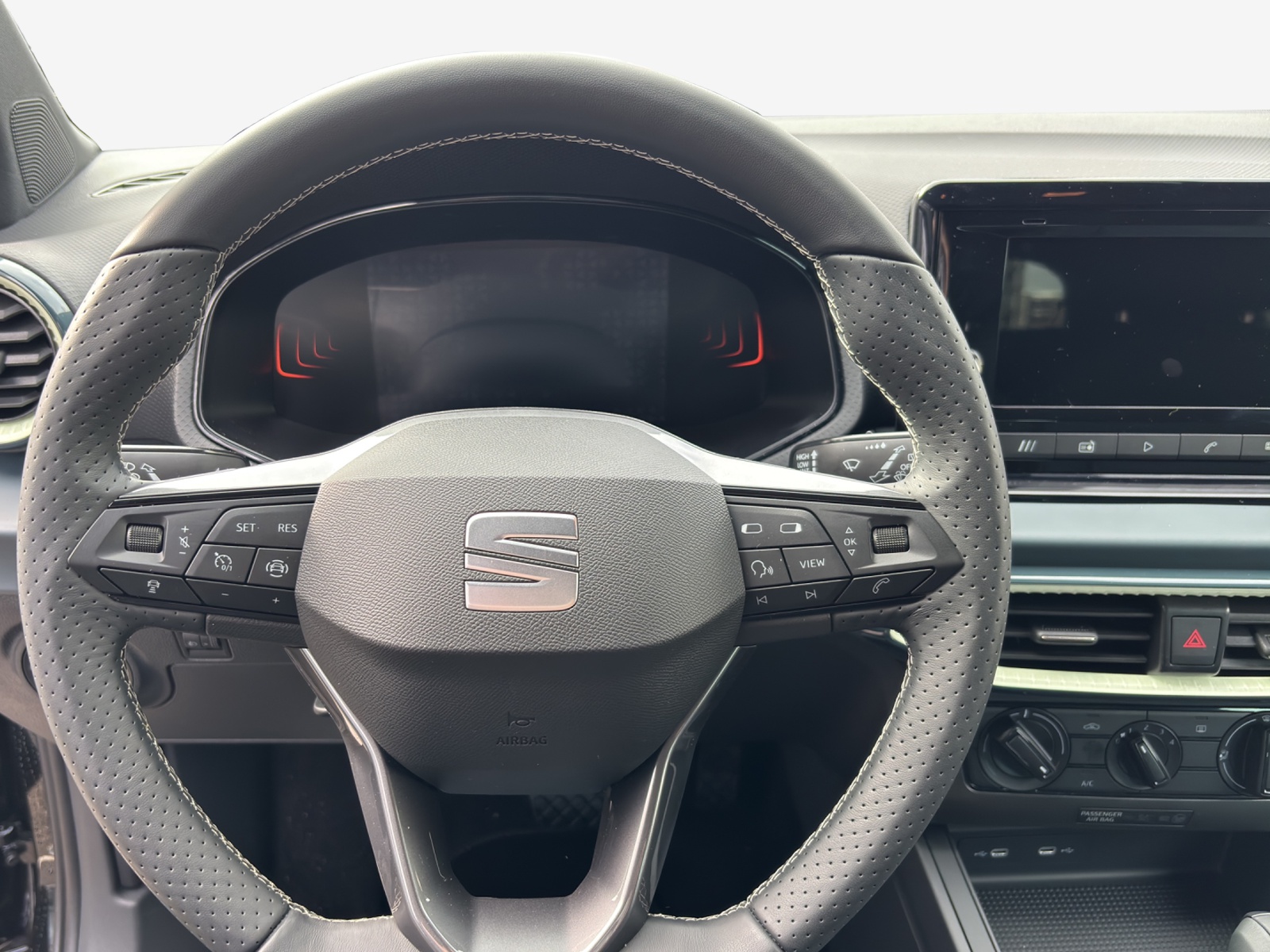 SEAT Arona 1.0 TSI Eco Style DSG-image-9