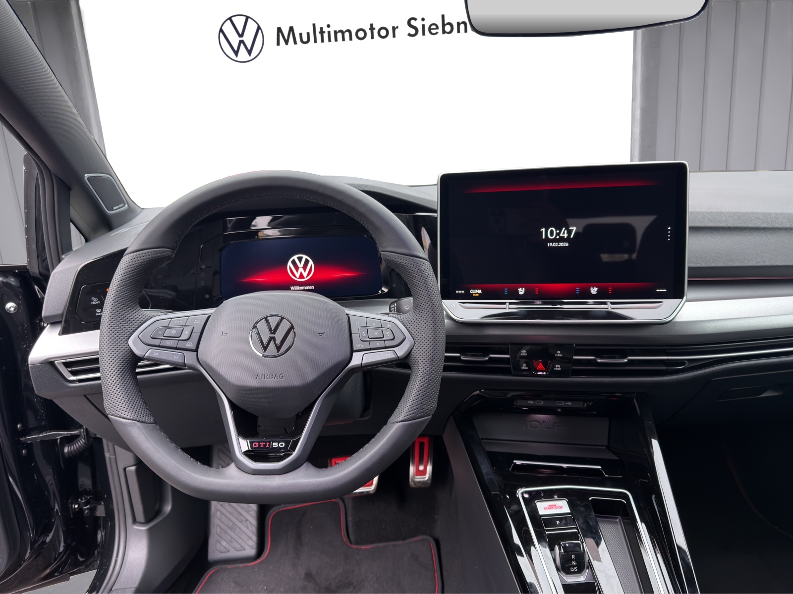 VW Golf 2.0 TSI GTI Edition 50 DSG-image-11