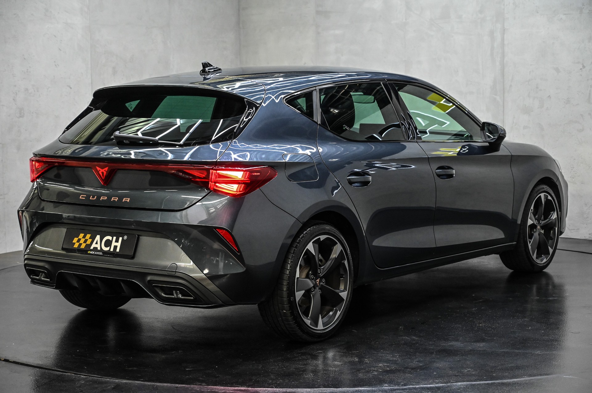 CUPRA Leon 2.0 TDI DSG-image-8