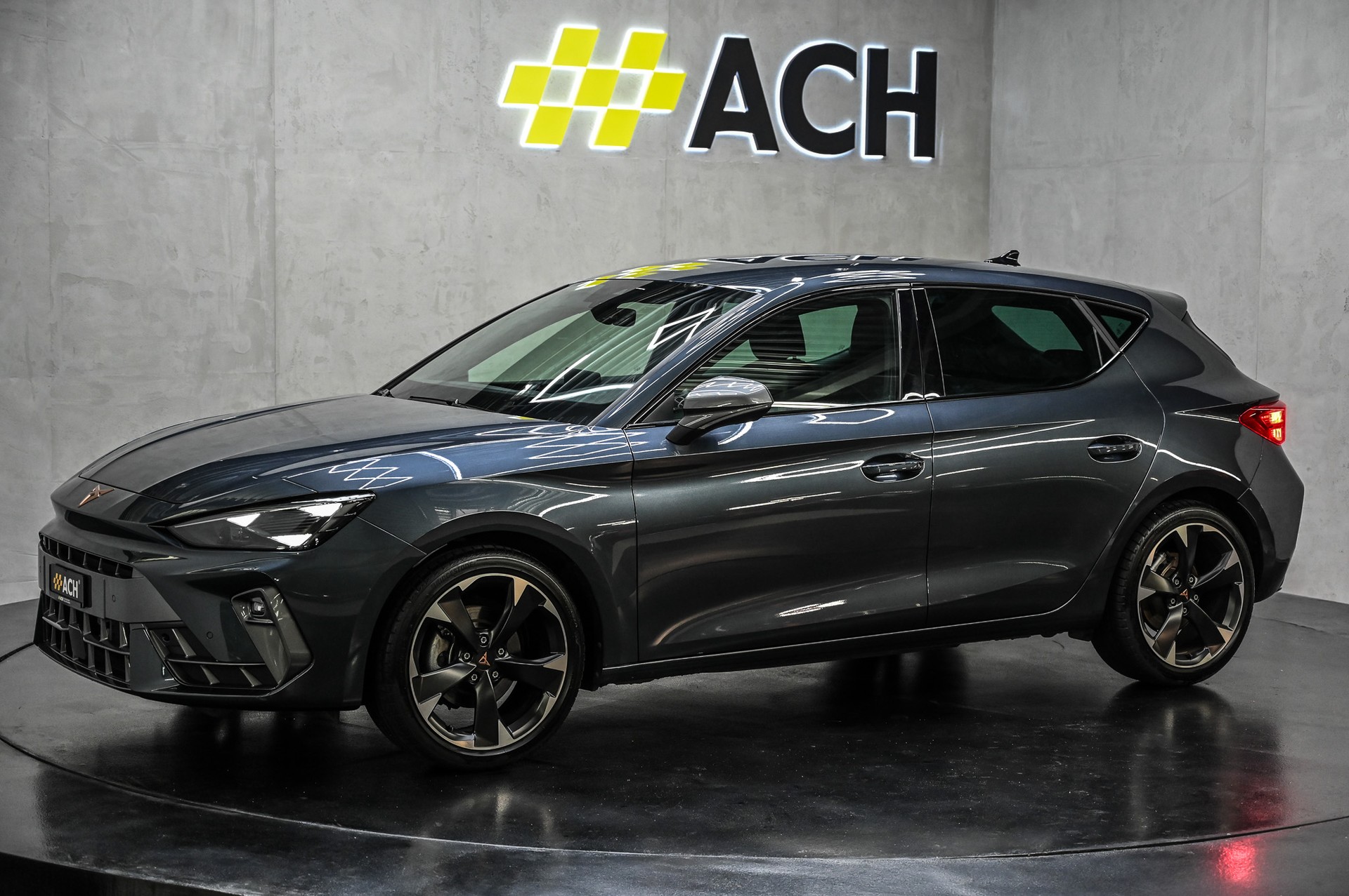 CUPRA Leon 2.0 TDI DSG-image-3
