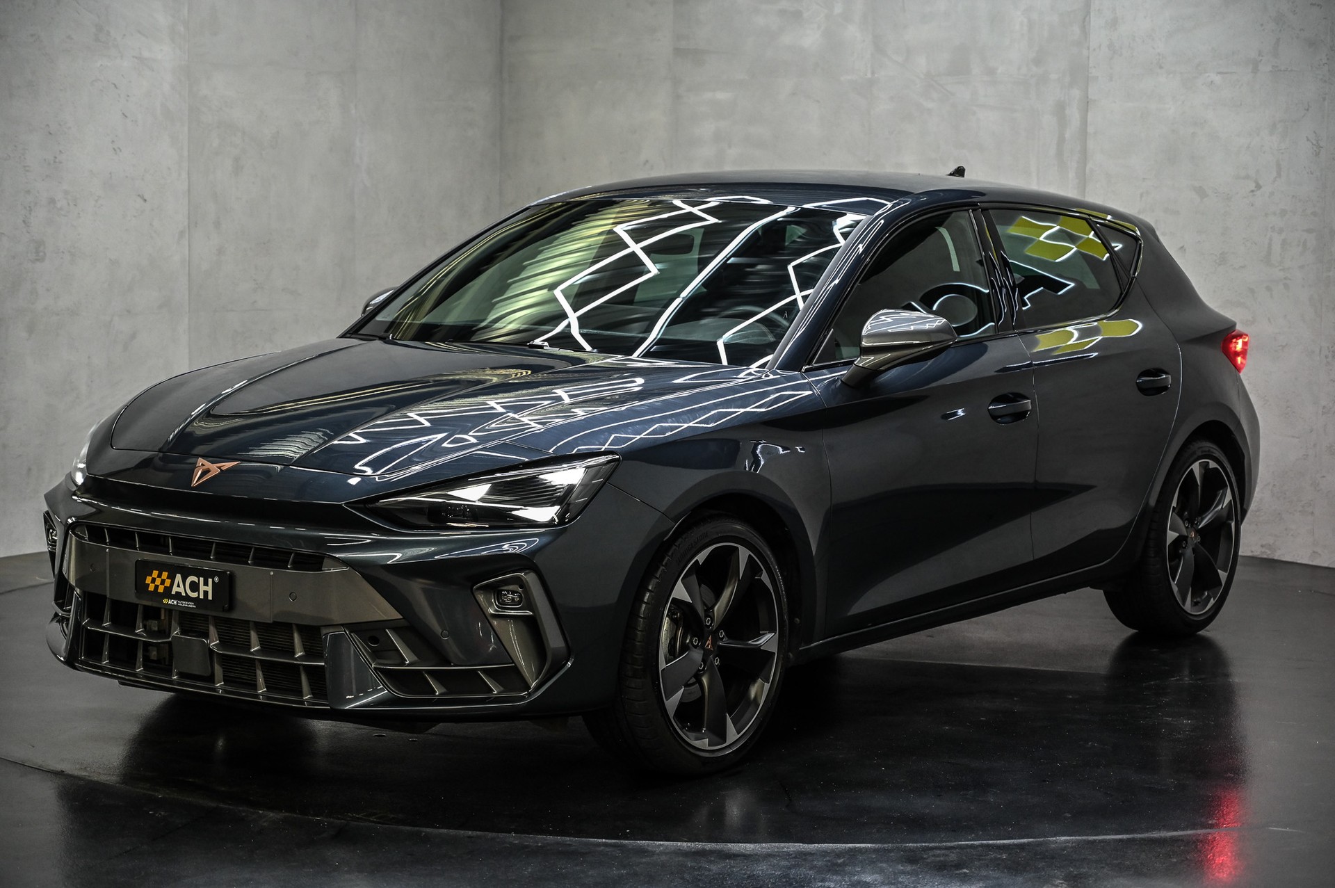 CUPRA Leon 2.0 TDI DSG-image-2