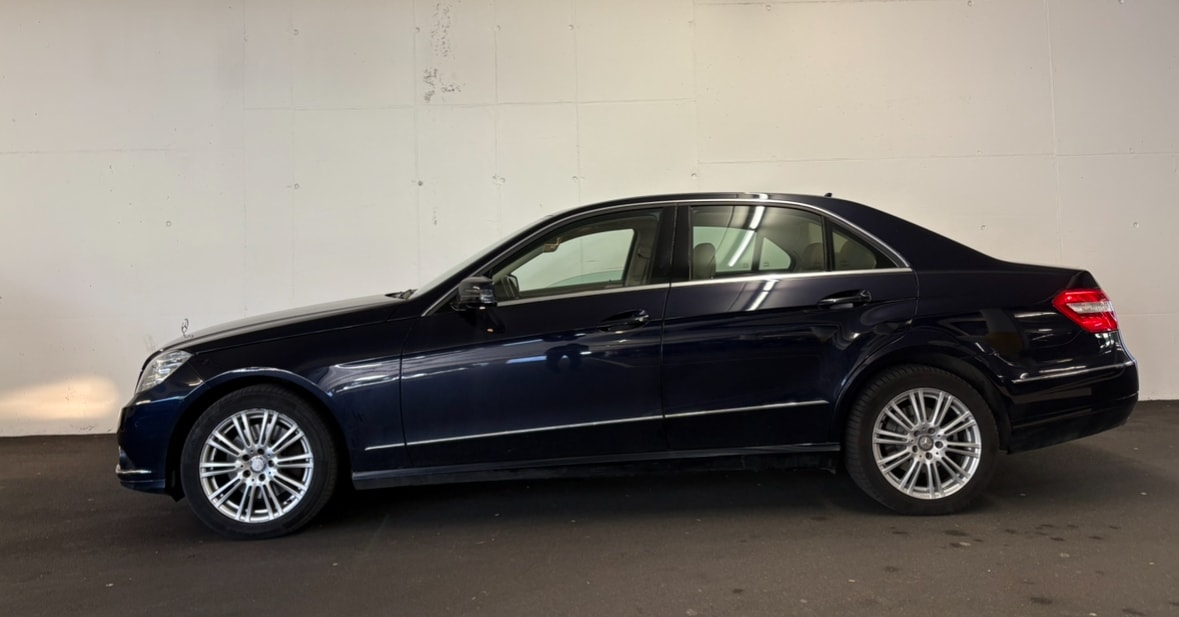 MERCEDES-BENZ E 350 Elégance 4Matic 7G-Tronic-image-11