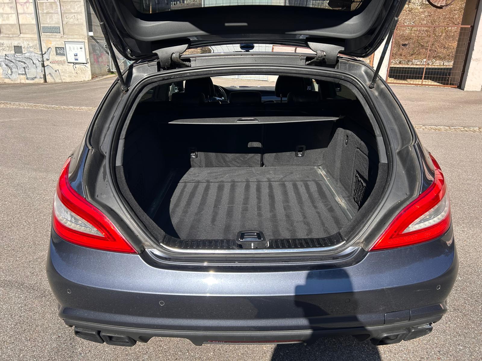 MERCEDES-BENZ CLS Shooting Brake 63 AMG S 4Matic Speedshift MCT-image-8