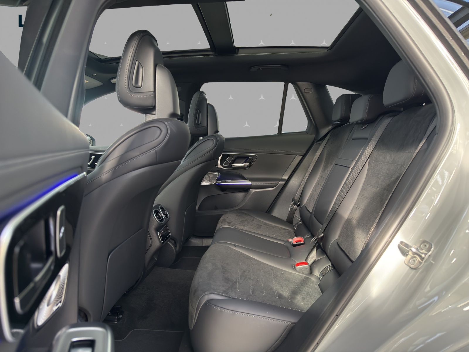 MERCEDES-BENZ GLC 400 e 4Matic EQ Star 9G-Tronic-image-13