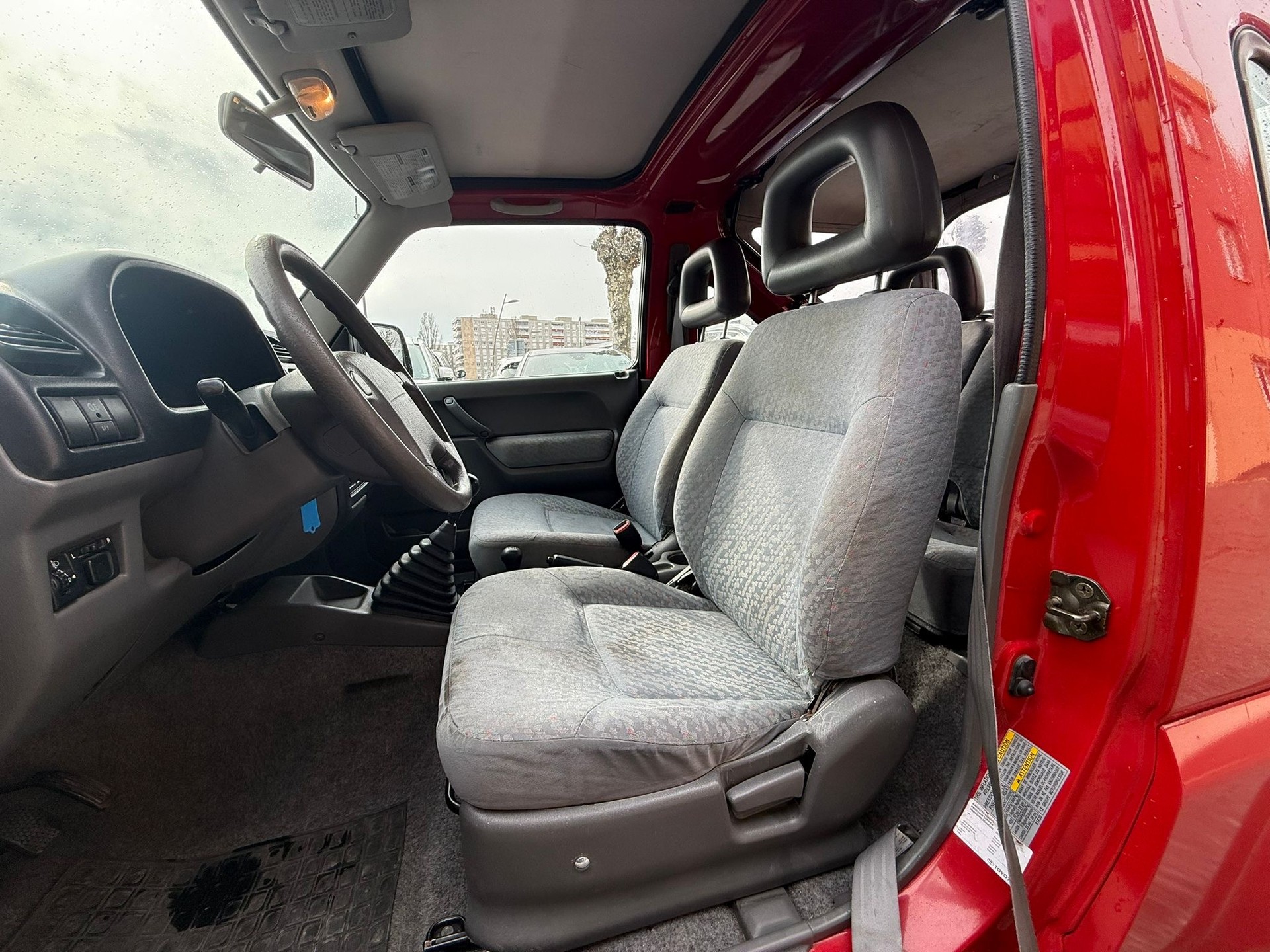 SUZUKI Jimny 1.3 16V JLX-image-9