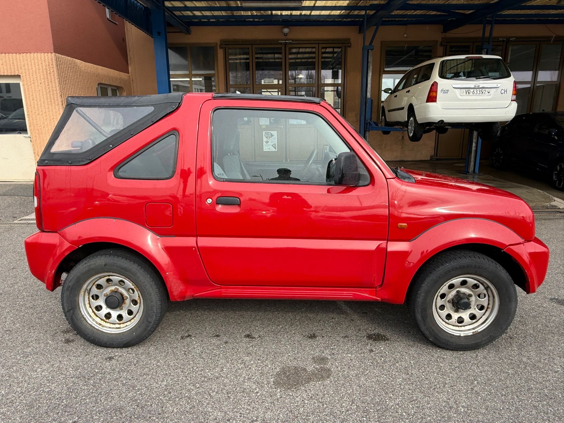 SUZUKI Jimny 1.3 16V JLX-image-4