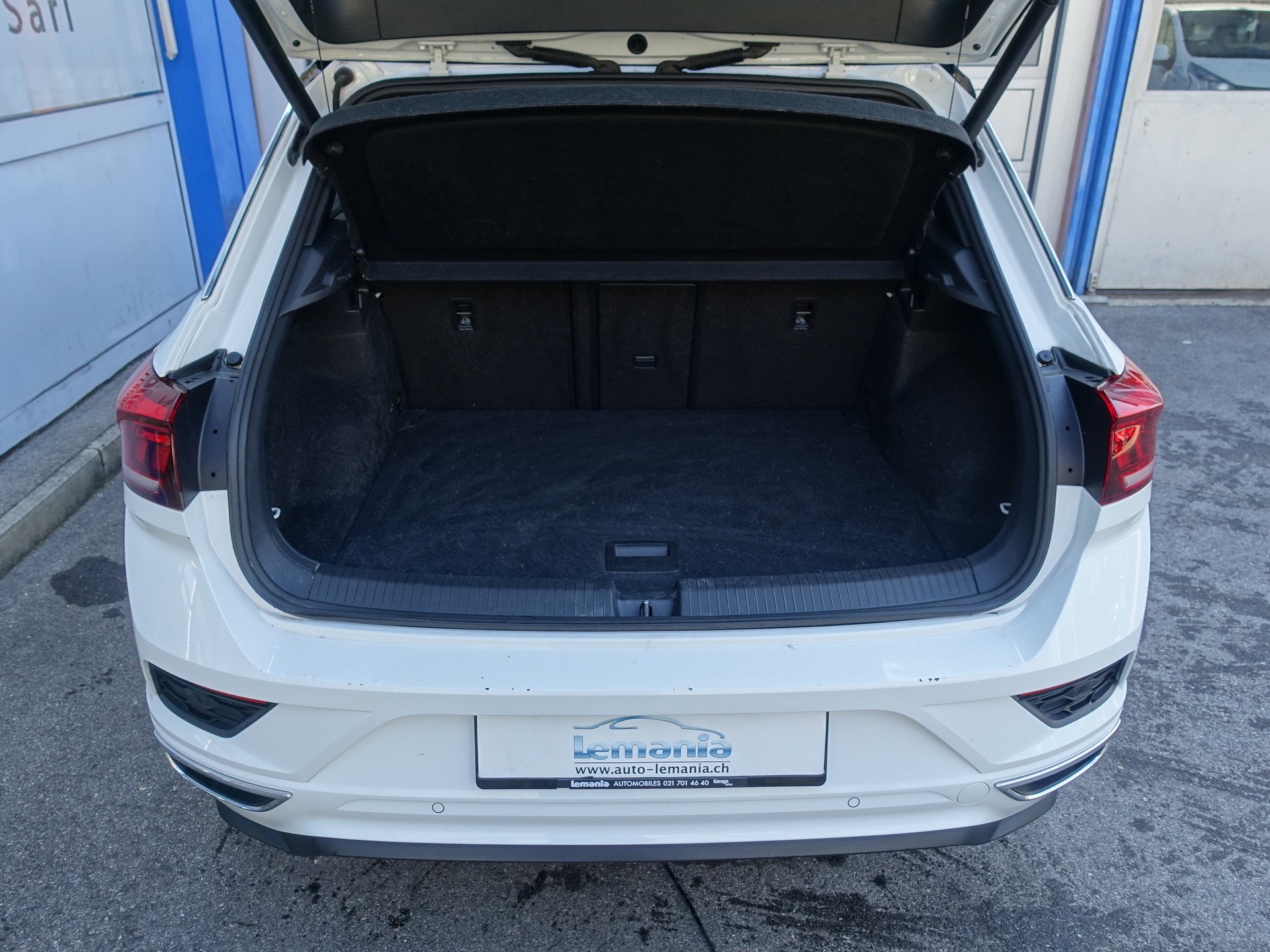 VW T-Roc 2.0 TSI Advance DSG 4Motion-image-16