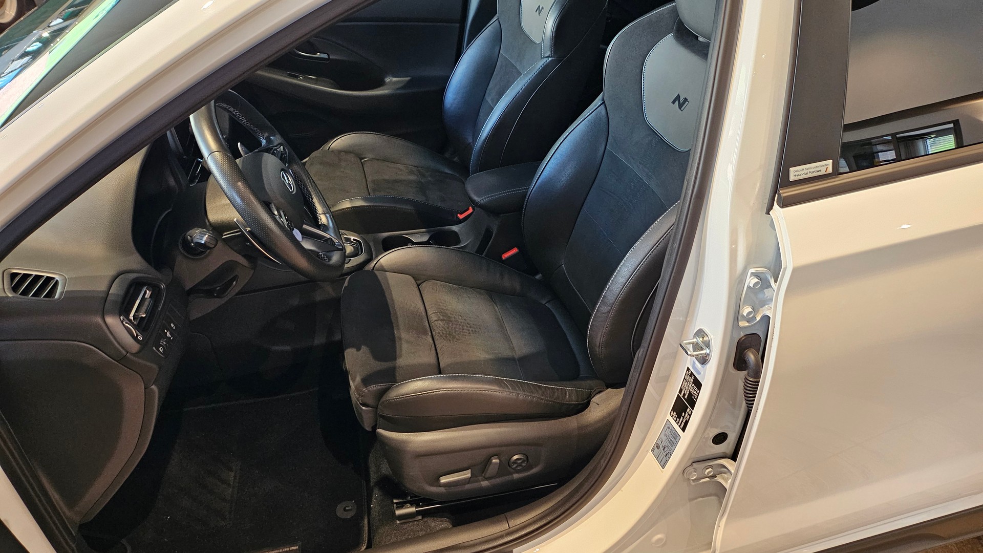 HYUNDAI i30 2.0 T-GDi N DCT-image-25