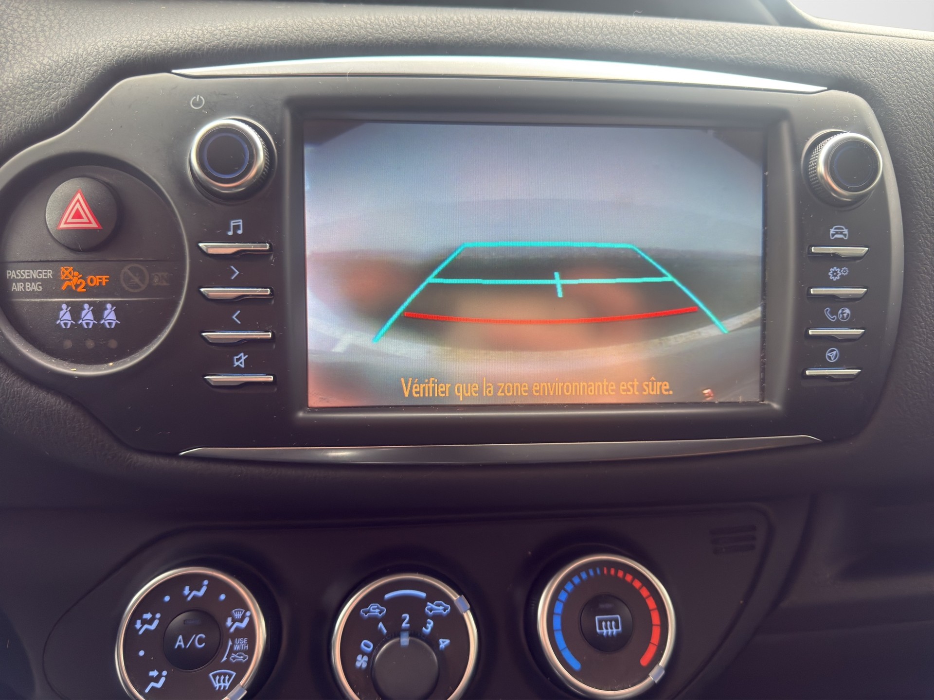 TOYOTA Yaris 1.5-image-14