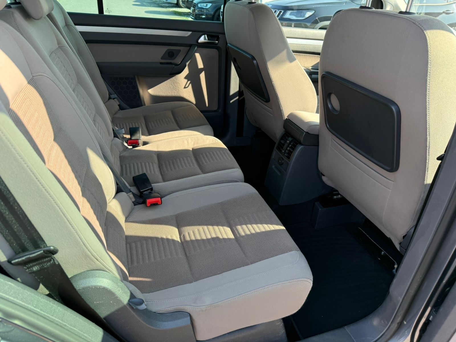 VW Touran 1.4 TSI Highline-image-9