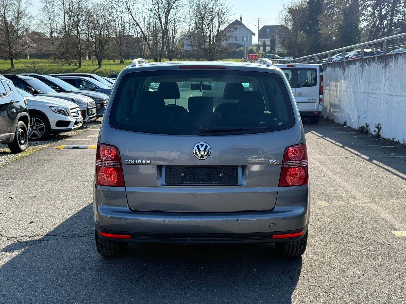 VW Touran 1.4 TSI Highline-image-3