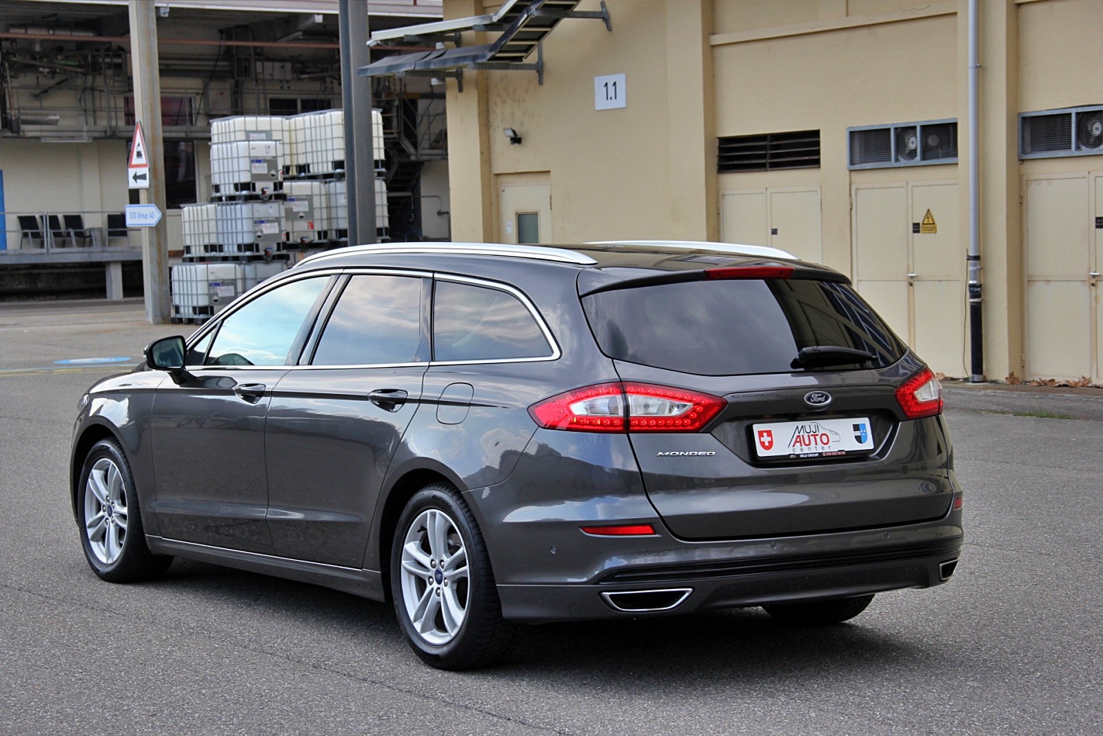FORD Mondeo 2.0 TDCi Titanium PowerShift-showroom-element-2