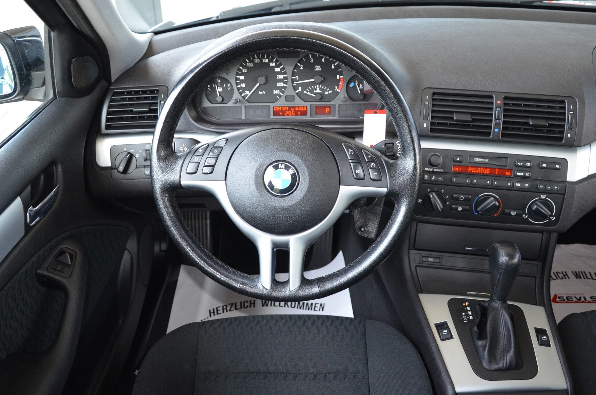 BMW 325xi*Aus erster Hand,Frisch ab MFK*-image-13