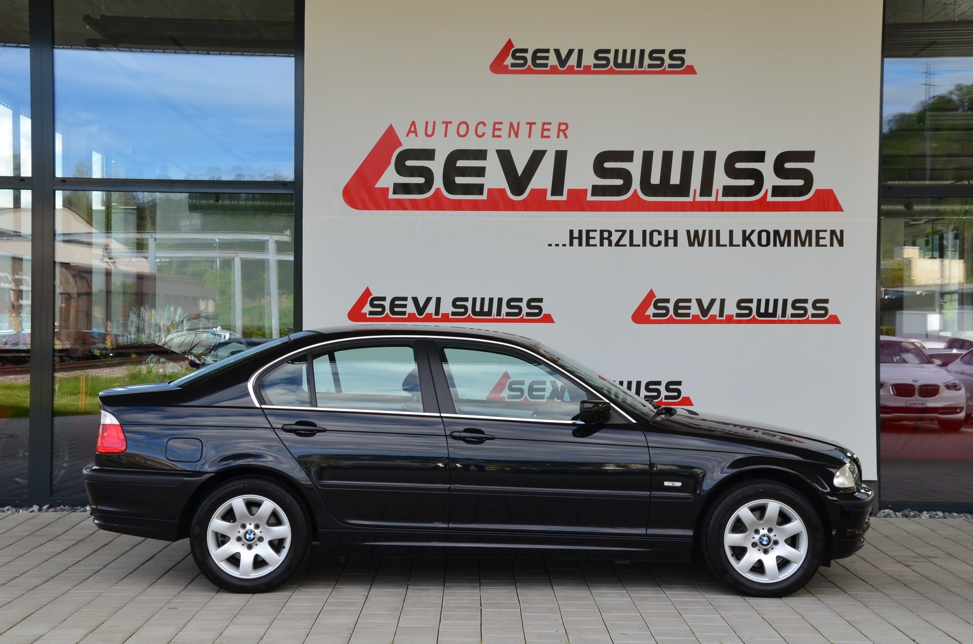BMW 325xi*Aus erster Hand,Frisch ab MFK*-image-3