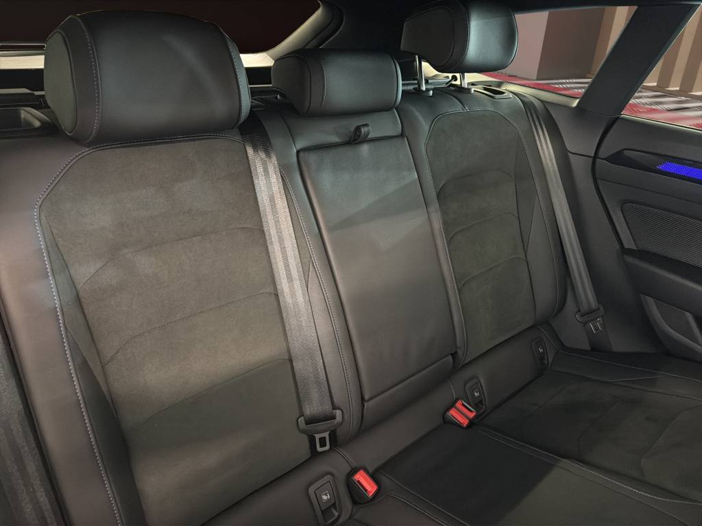 VW Arteon SB 2.0 TSI R 4Motion DSG-image-12