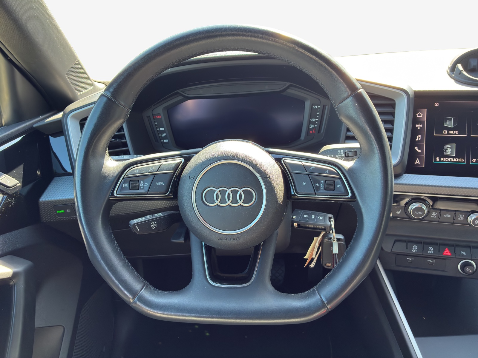 AUDI A1 Sportback 30 TFSI advanced Attraction S-tronic-image-9