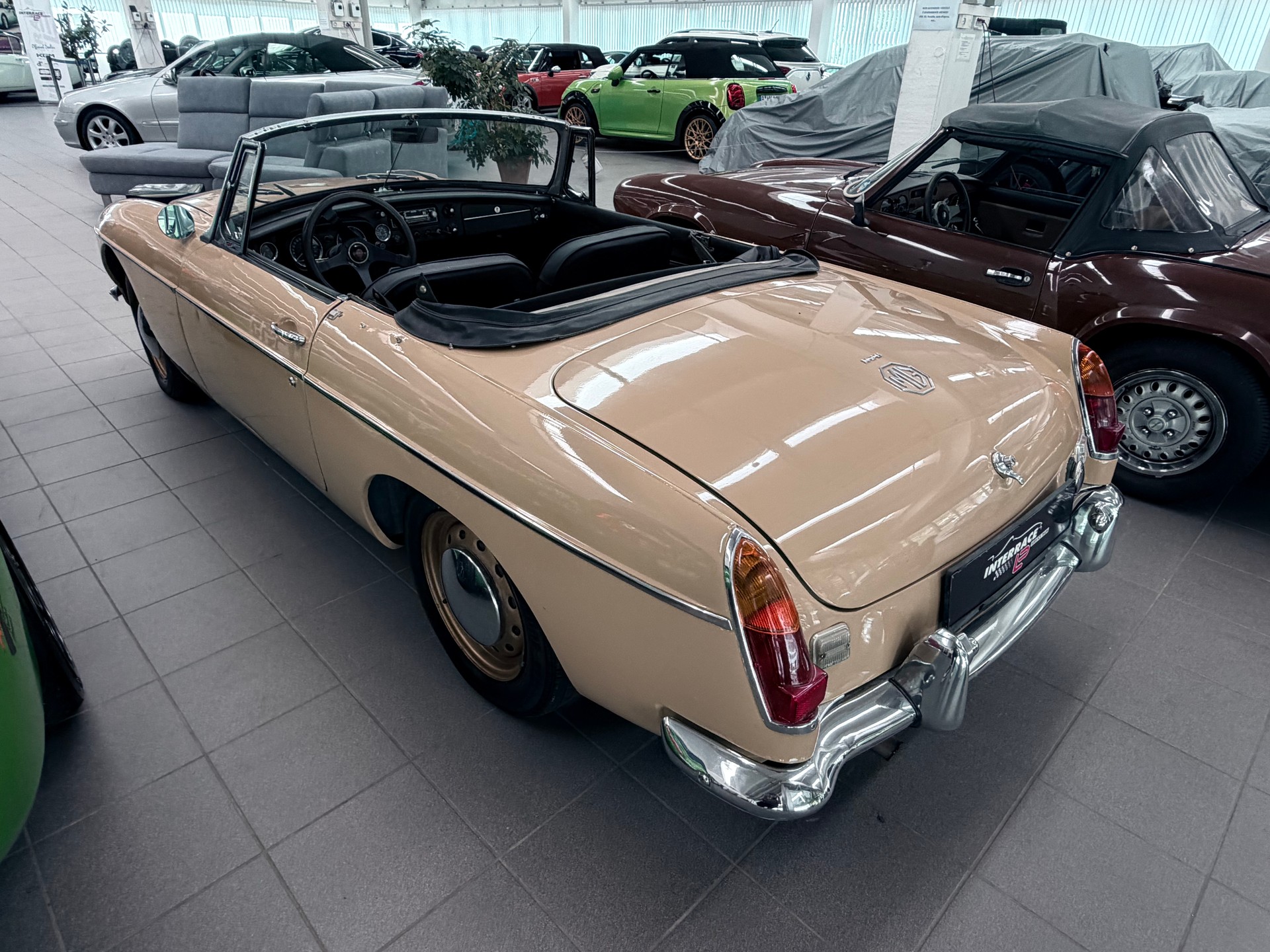 MG MGB-image-3