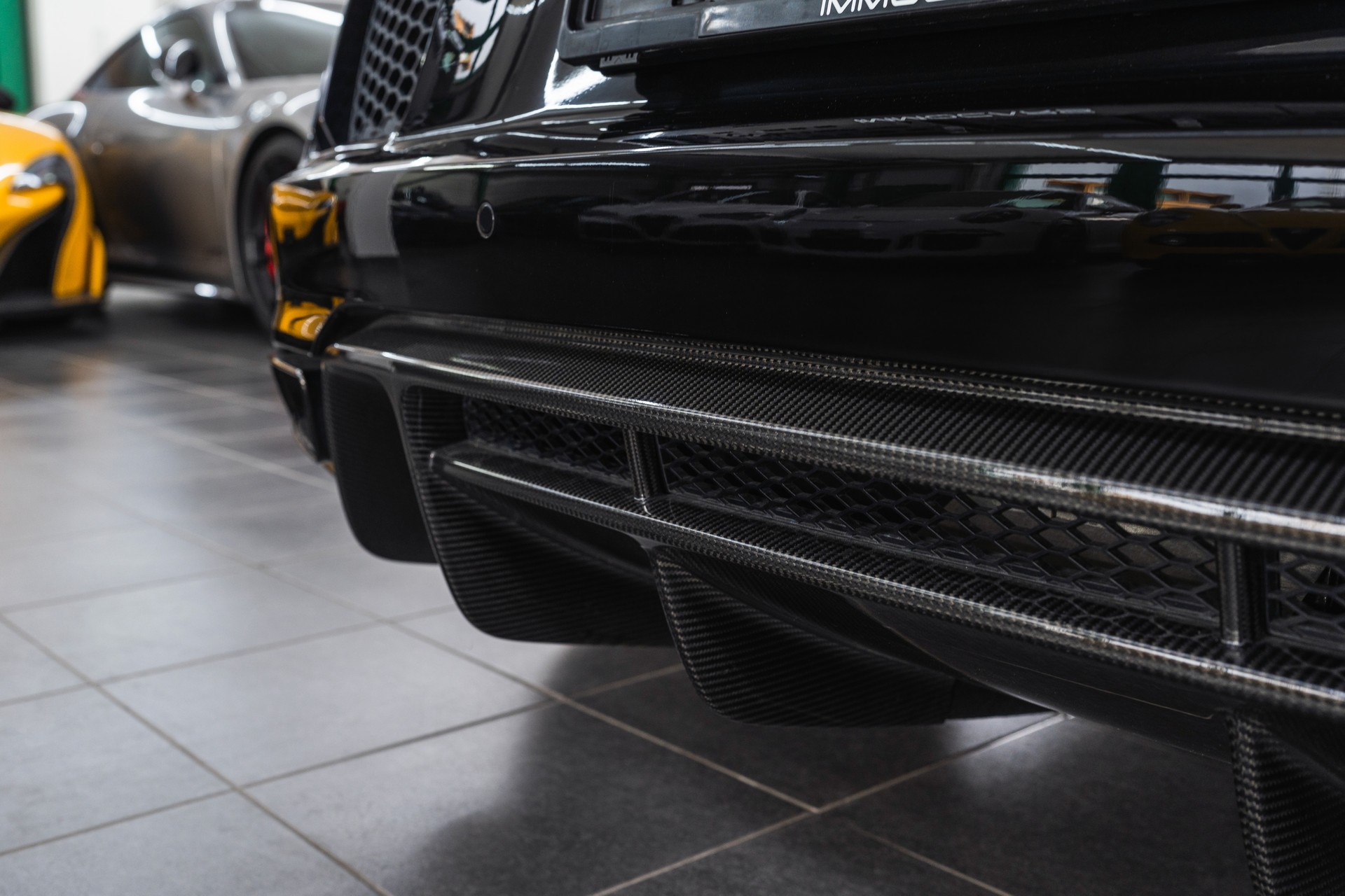 AUDI R8 Coupé 5.2 plus S-Tronic NO OPF-image-23