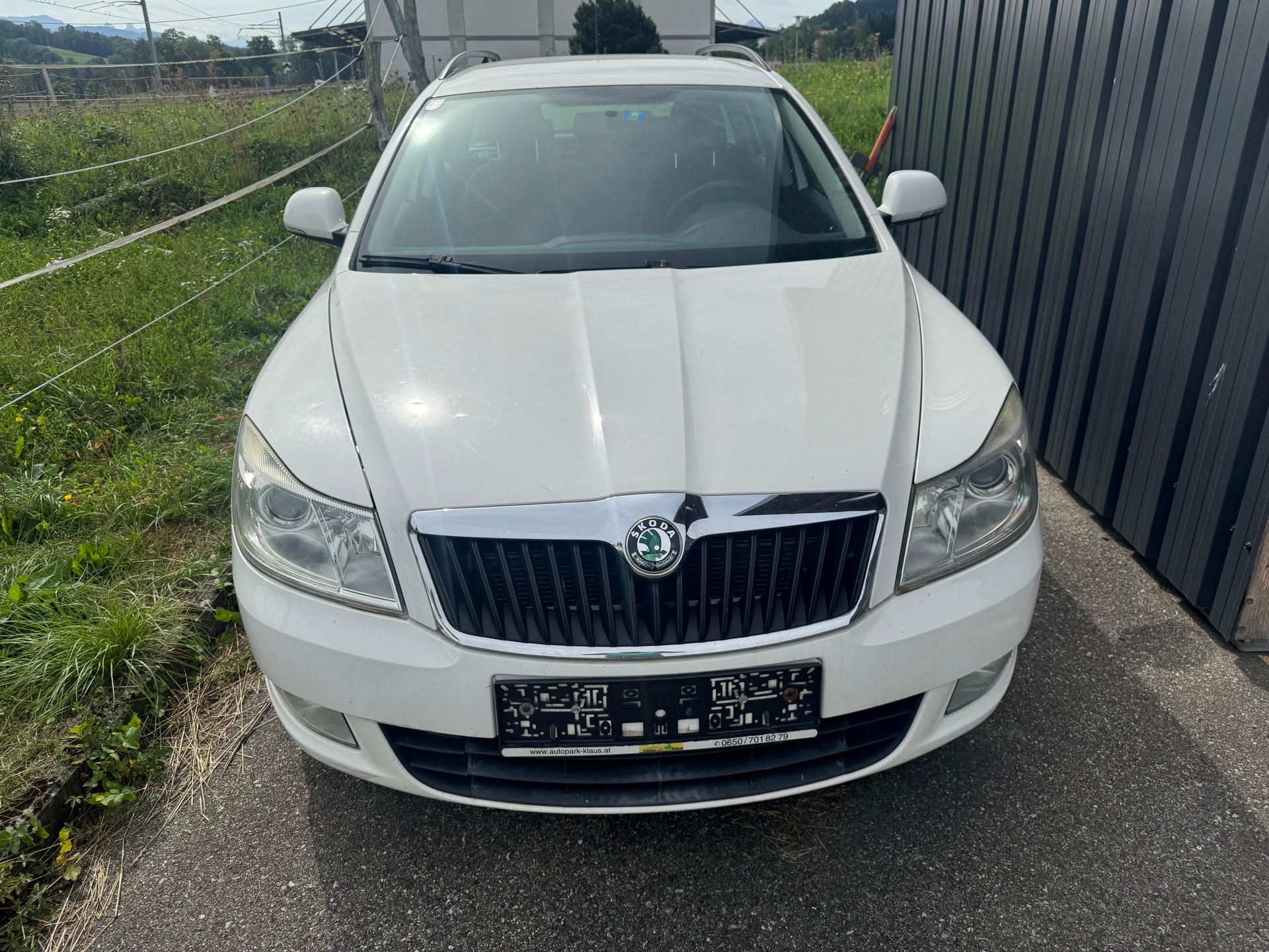 SKODA Octavia Combi 1.6 TDI Clever-image-1