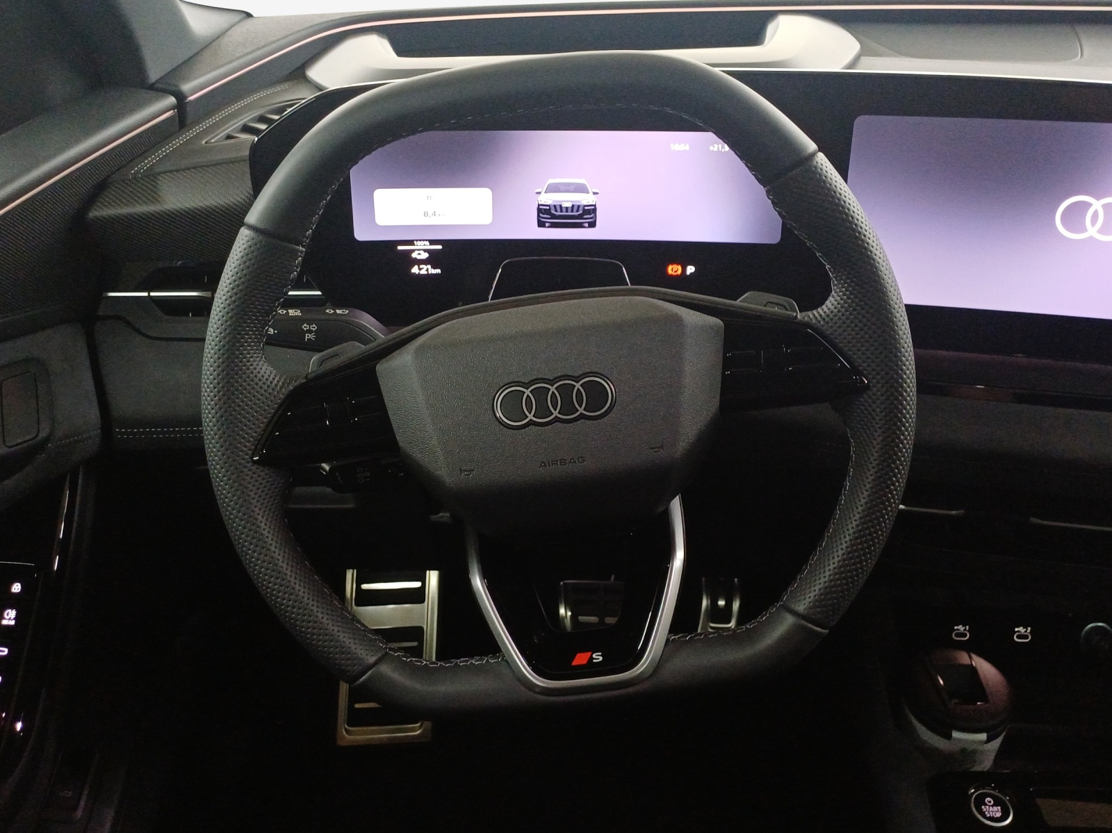AUDI Q6 e-tron quattro-image-9
