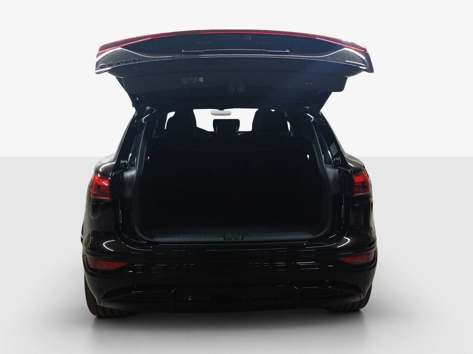 AUDI Q6 e-tron quattro-image-12