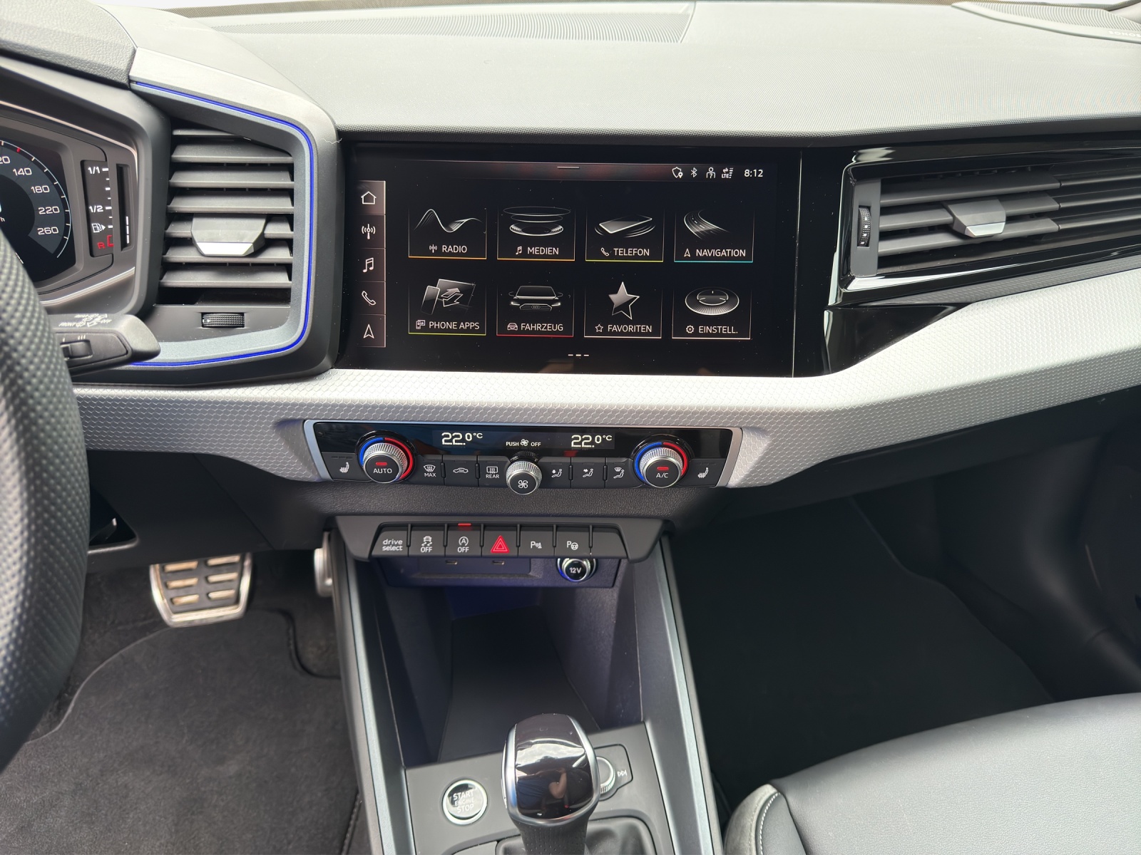 AUDI A1 Sportback 35 TFSI S Line S-tronic-image-10