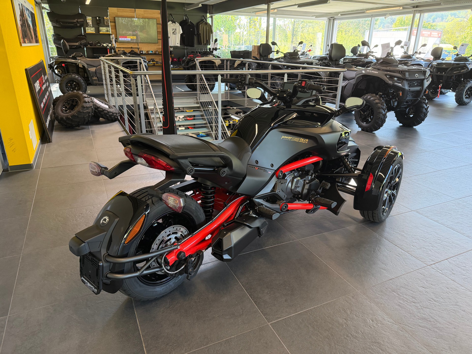 CAN-AM Spyder F3 S-image-9