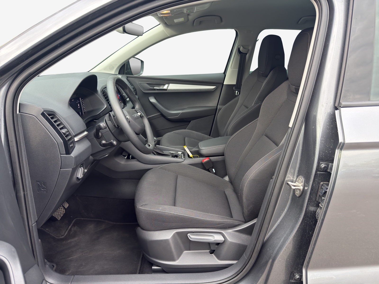 SKODA Karoq 2.0 TDI CR Selection 4x4 DSG-image-7