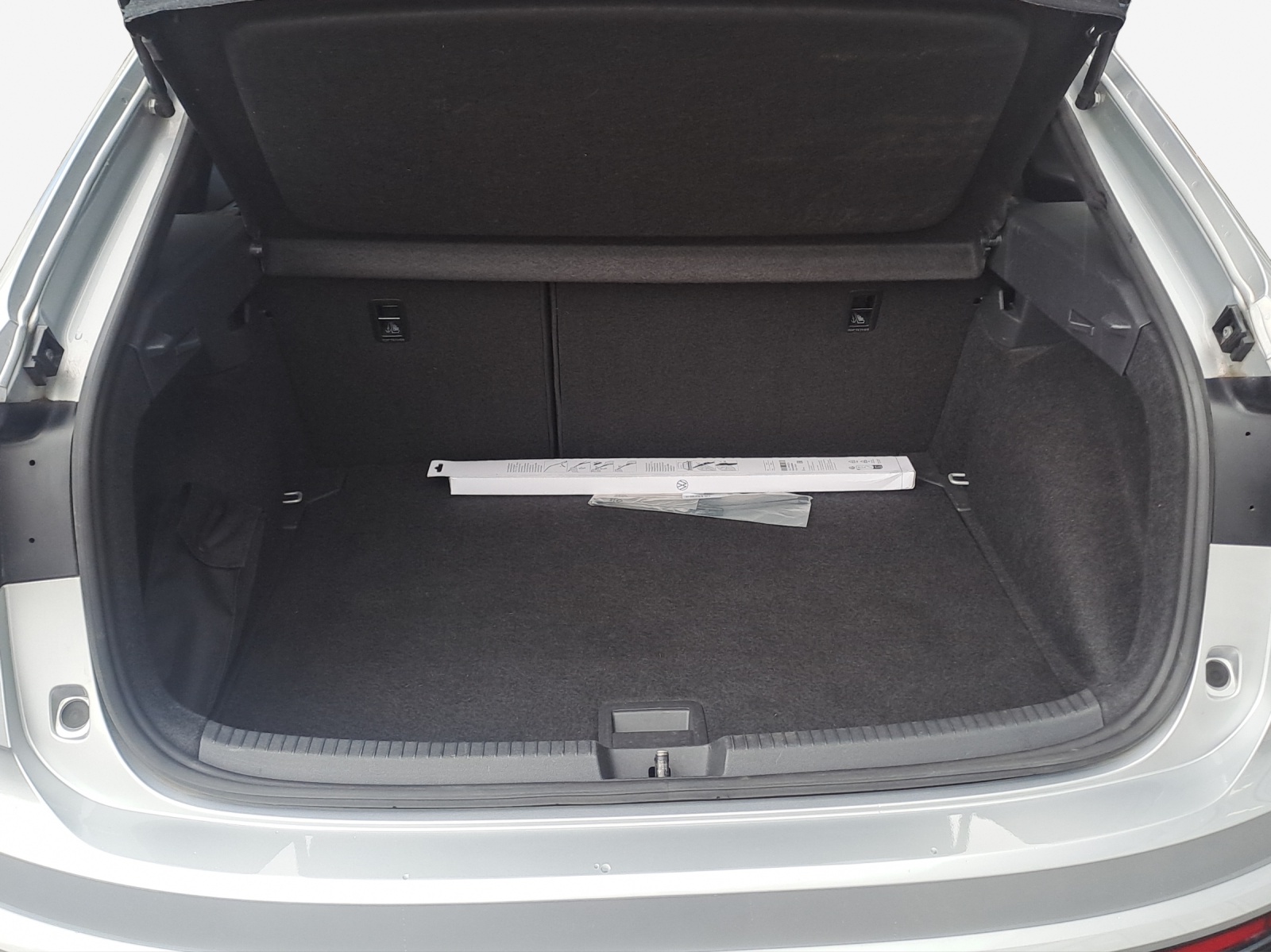 VW Taigo 1.0 TSI R-Line DSG-image-12