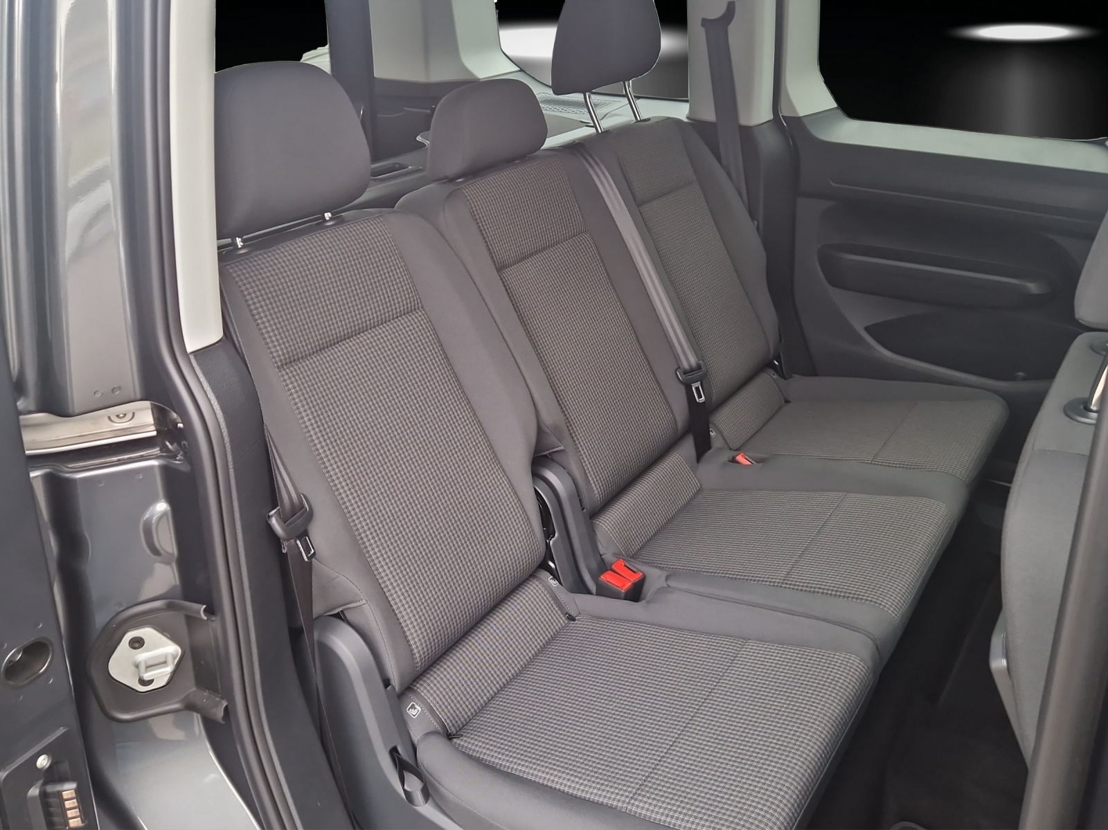 VW Caddy 1.5 TSI Plug in Hybrid Liberty DSG-image-7