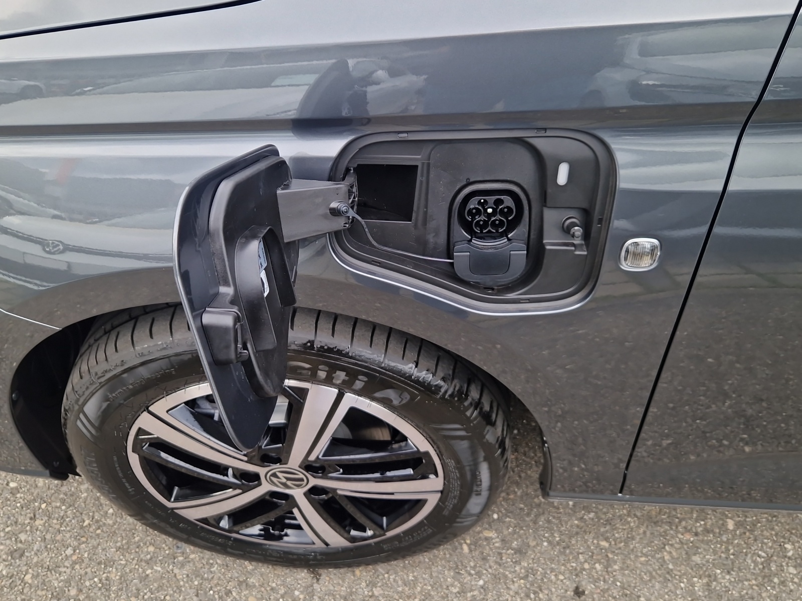VW Caddy 1.5 TSI Plug in Hybrid Liberty DSG-image-16