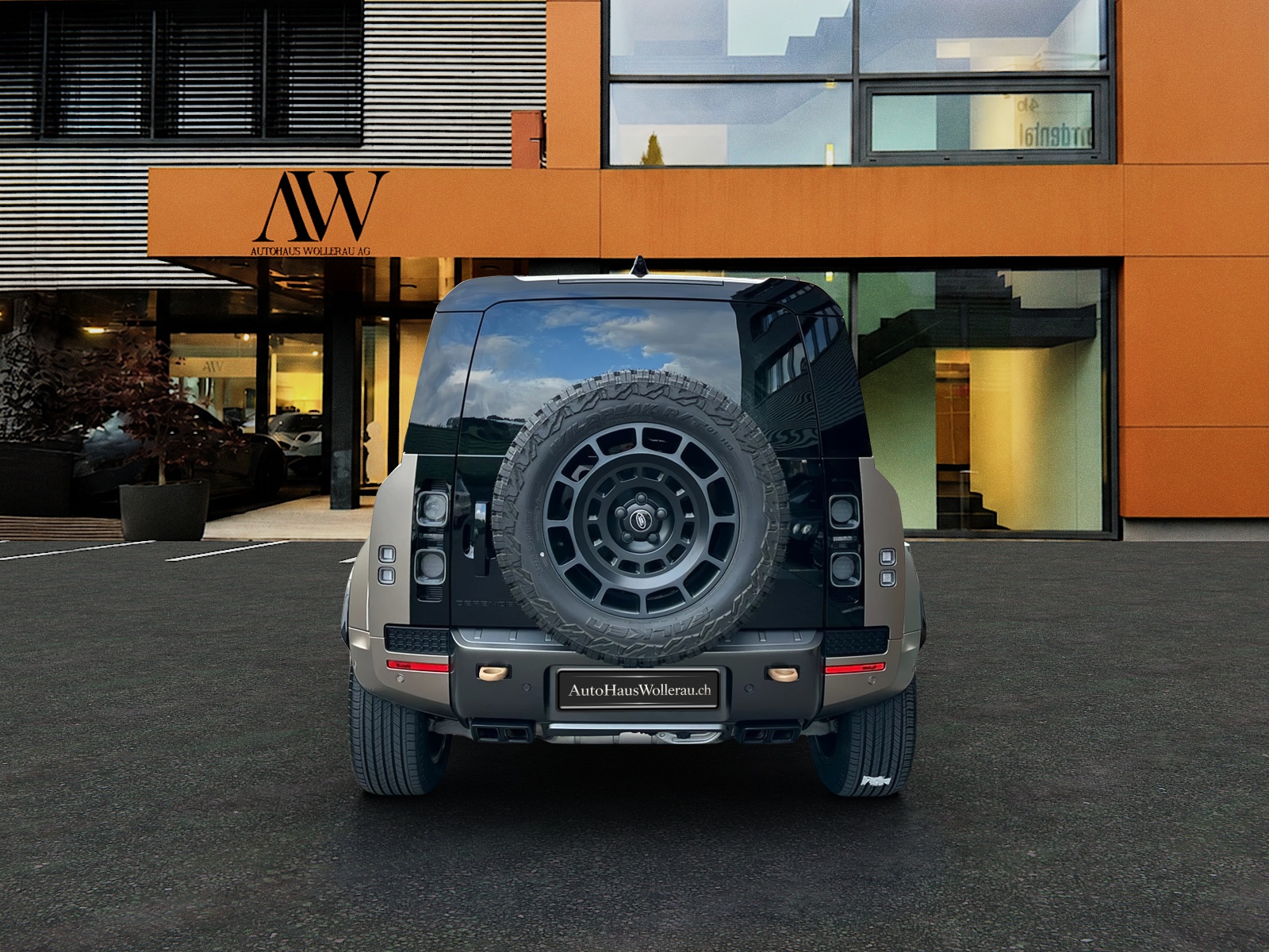 LAND ROVER Defender 110 4.4 V8 Octa / CH Auslieferung mit Gratis Service-image-5
