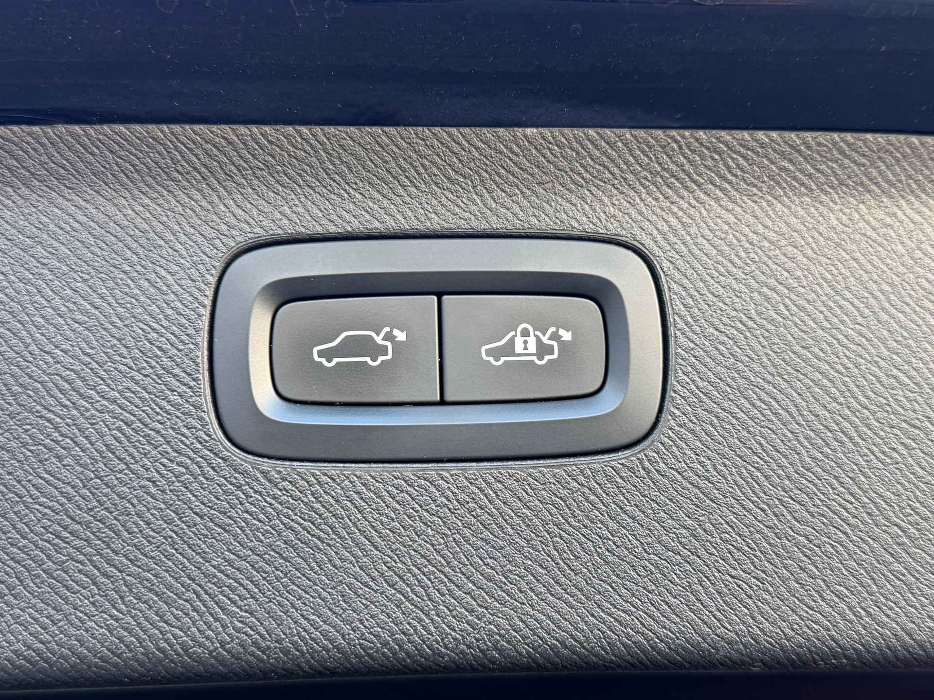 VOLVO XC90 T8 AWD Inscription Geartronic-image-26