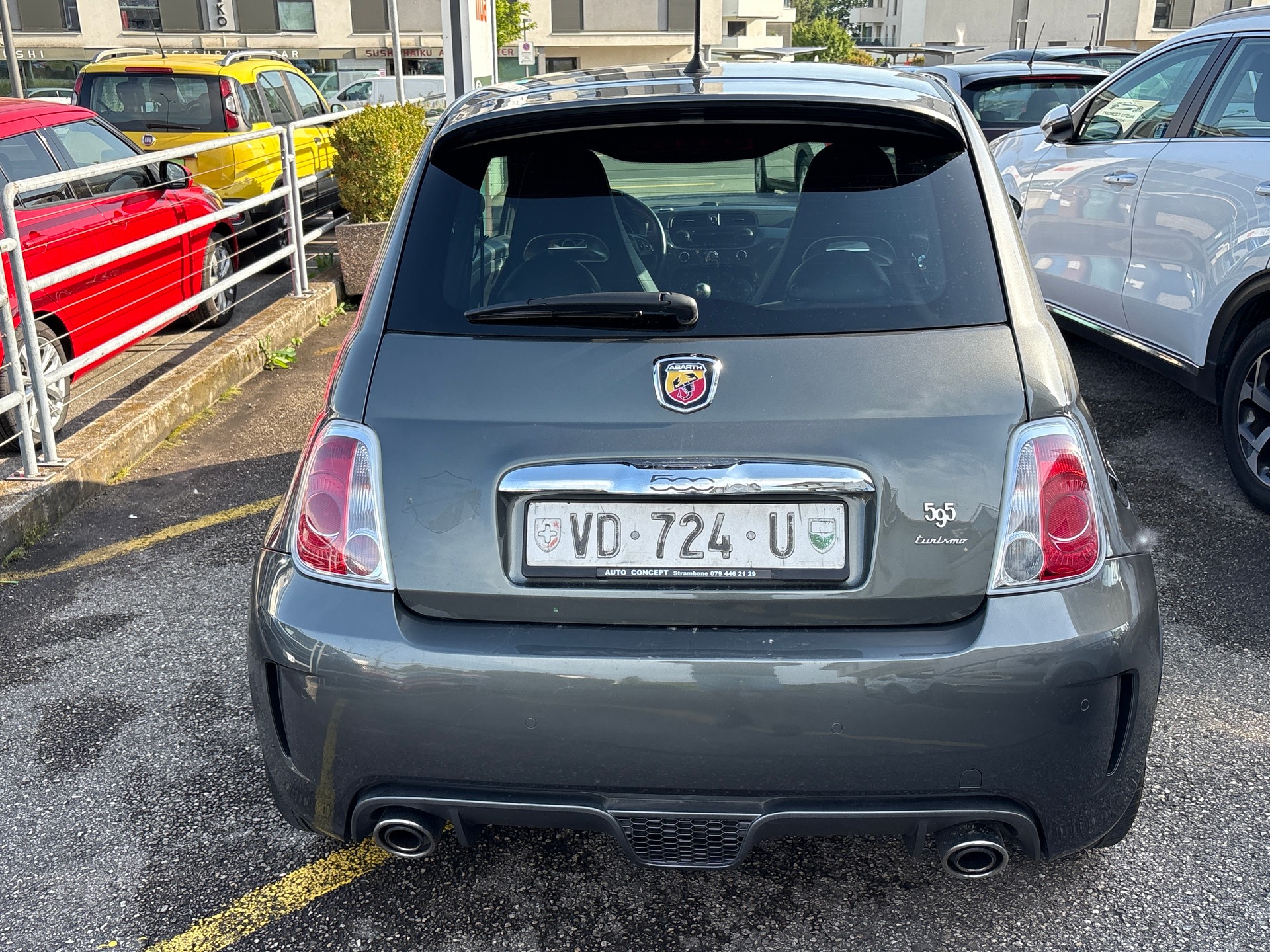FIAT 595 1.4 16V Turbo Abarth Turismo-image-3