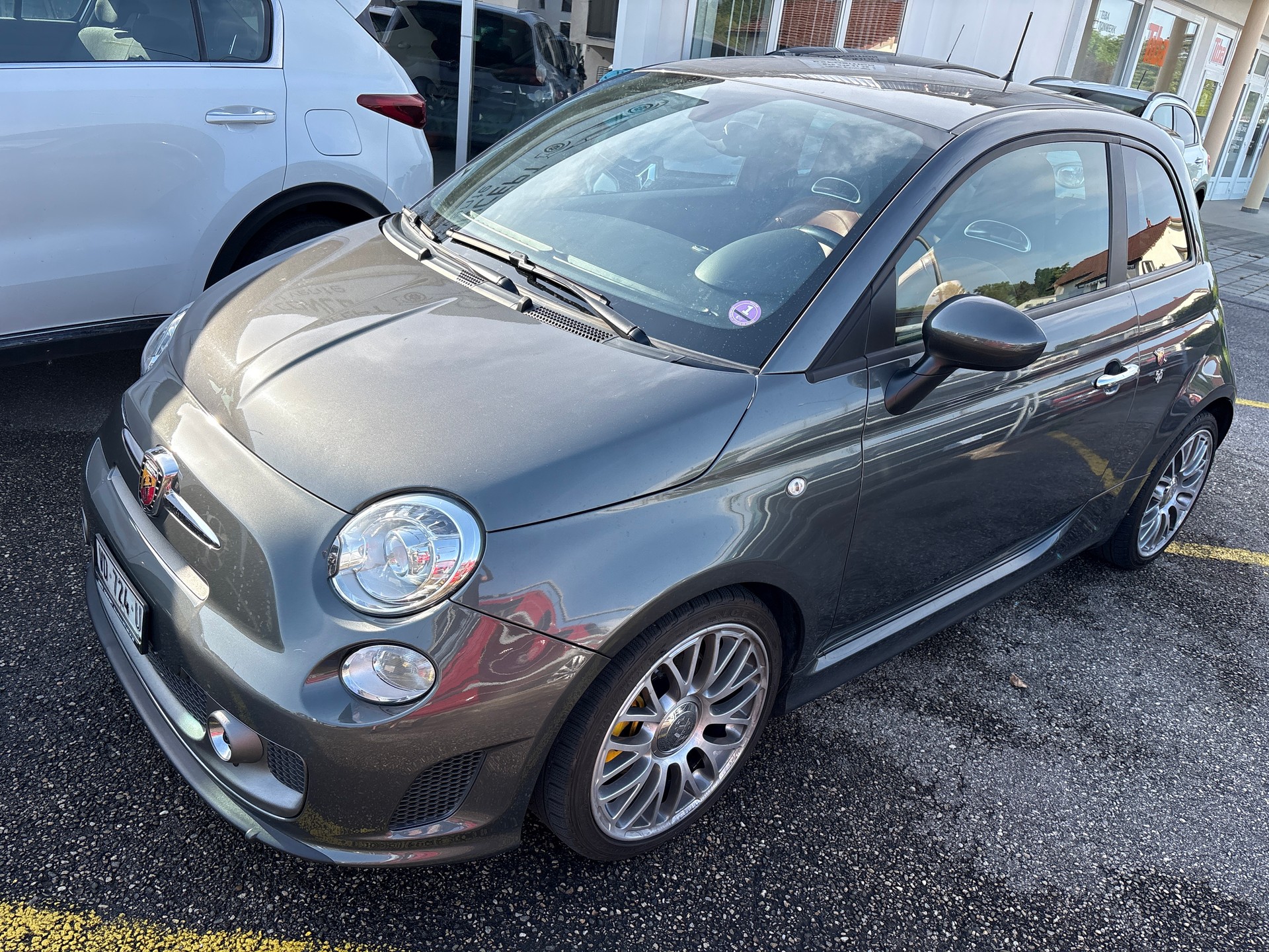 FIAT 595 1.4 16V Turbo Abarth Turismo-image-1