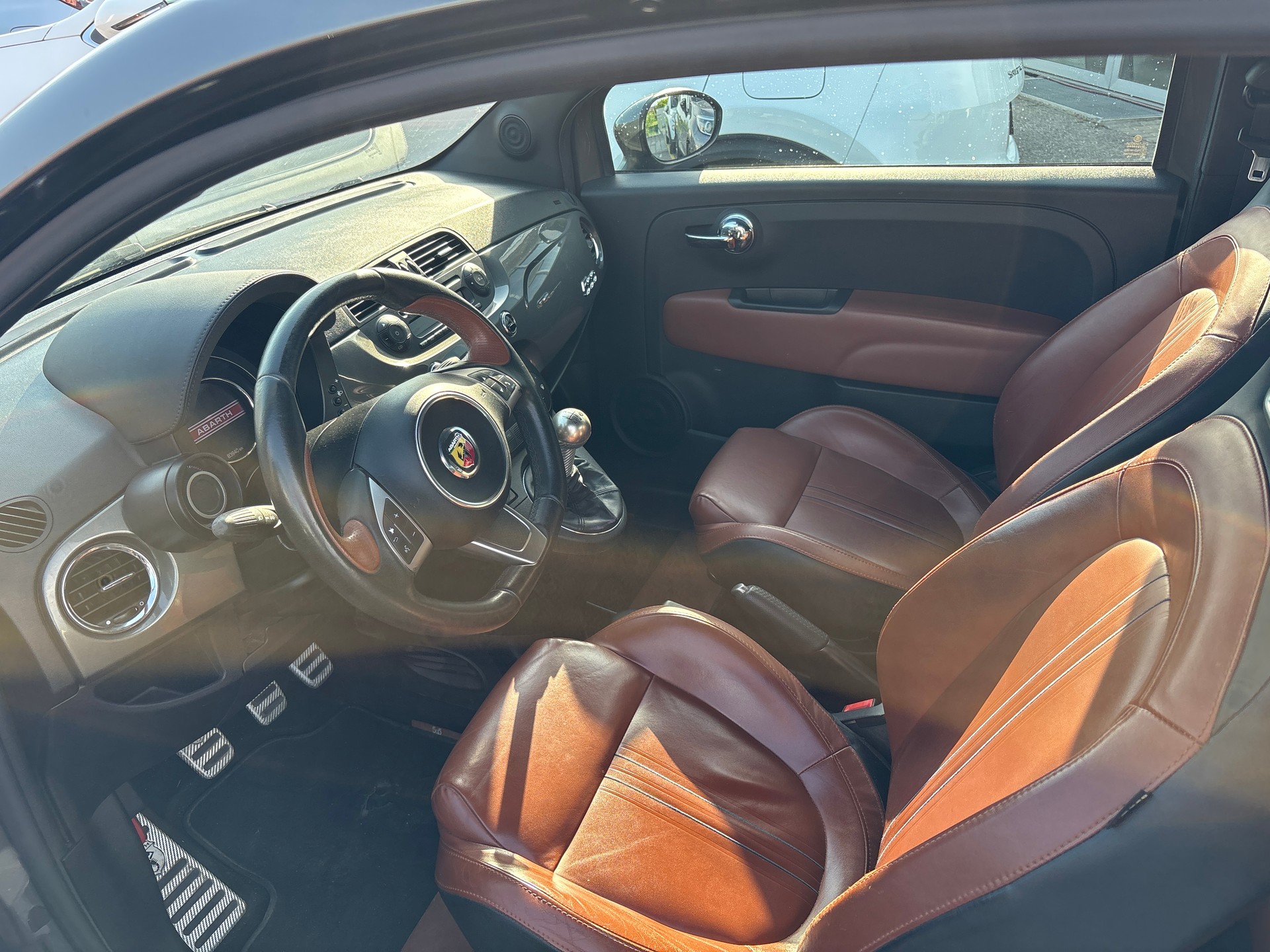 FIAT 595 1.4 16V Turbo Abarth Turismo-image-6