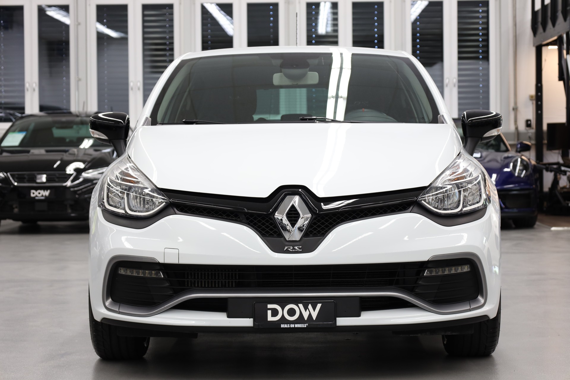 RENAULT Clio Sport 1.6 T 200 RS-showroom-element-3
