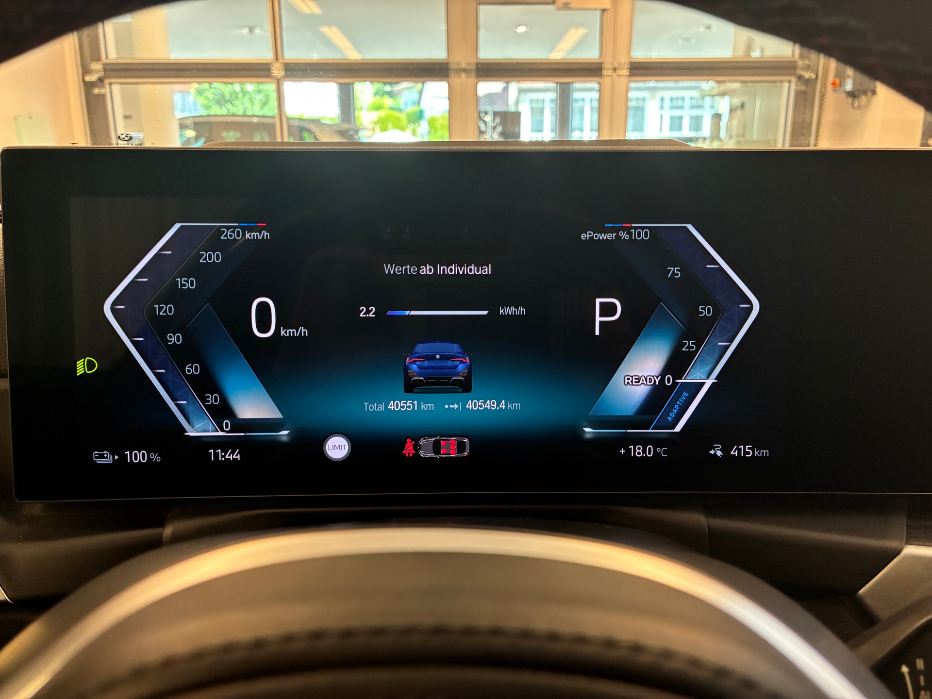 BMW i4 M50-image-10