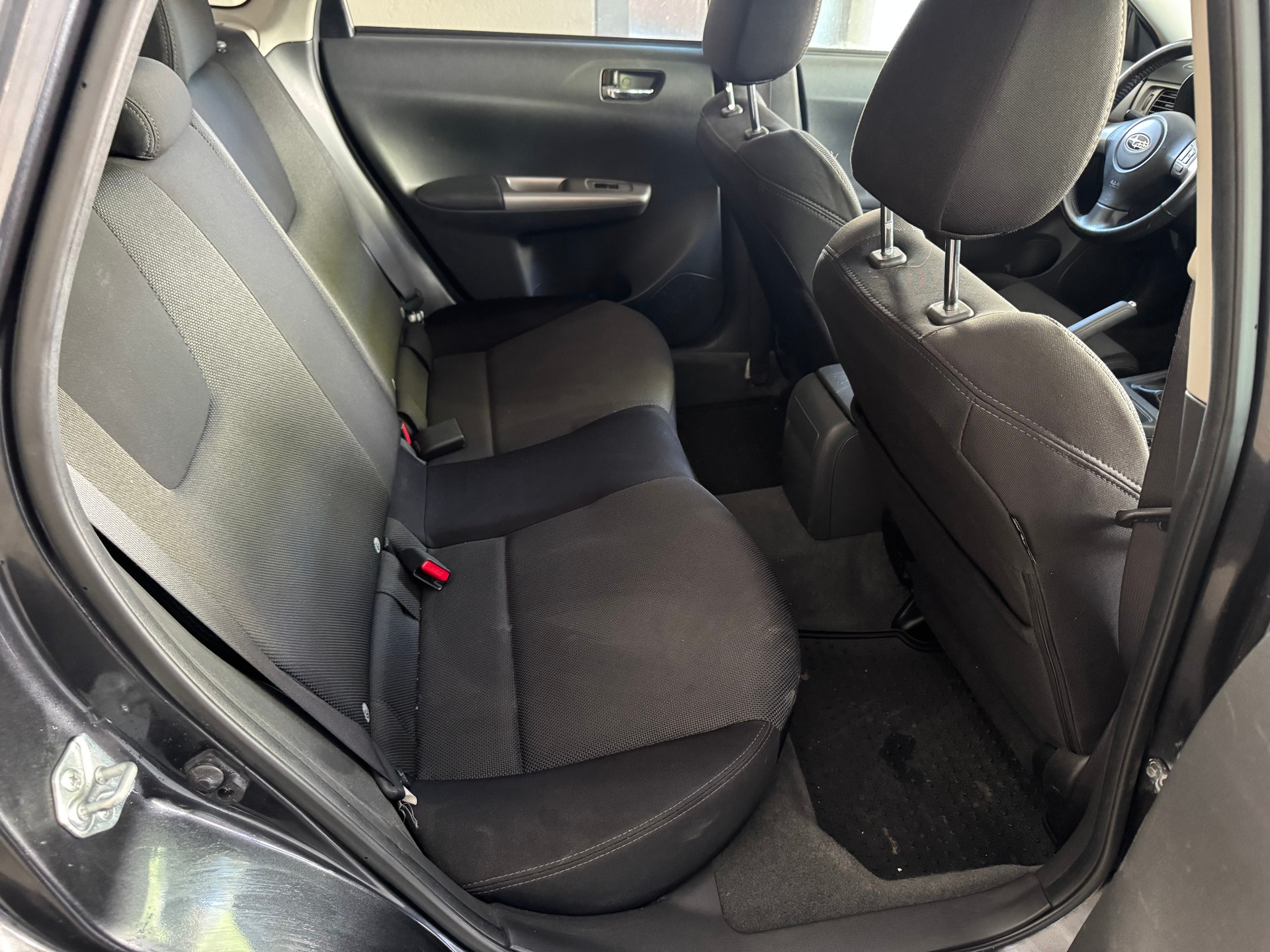 SUBARU Impreza 2.0R Comfort S-image-14
