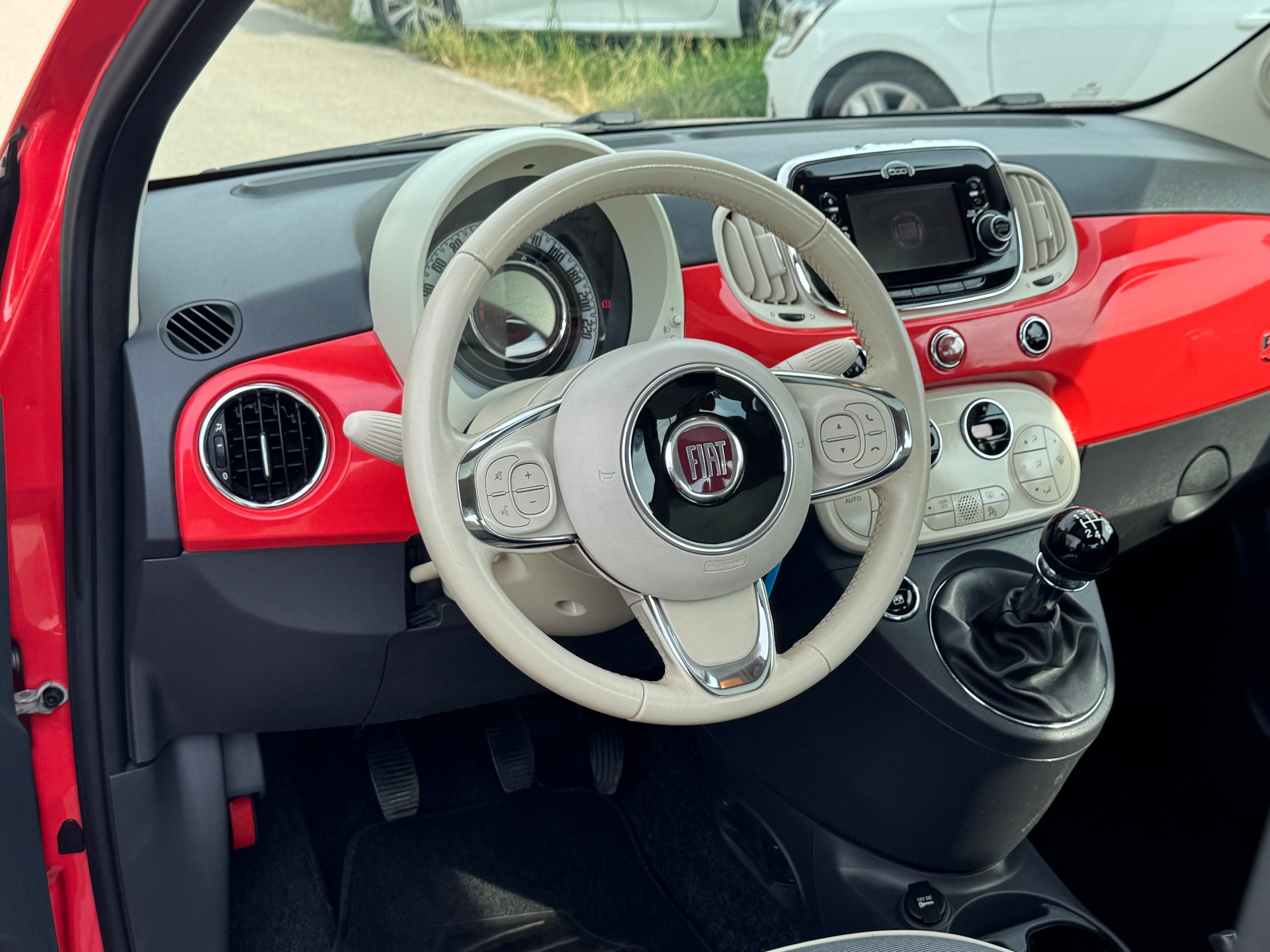 FIAT 500 1.2 Lounge-image-6