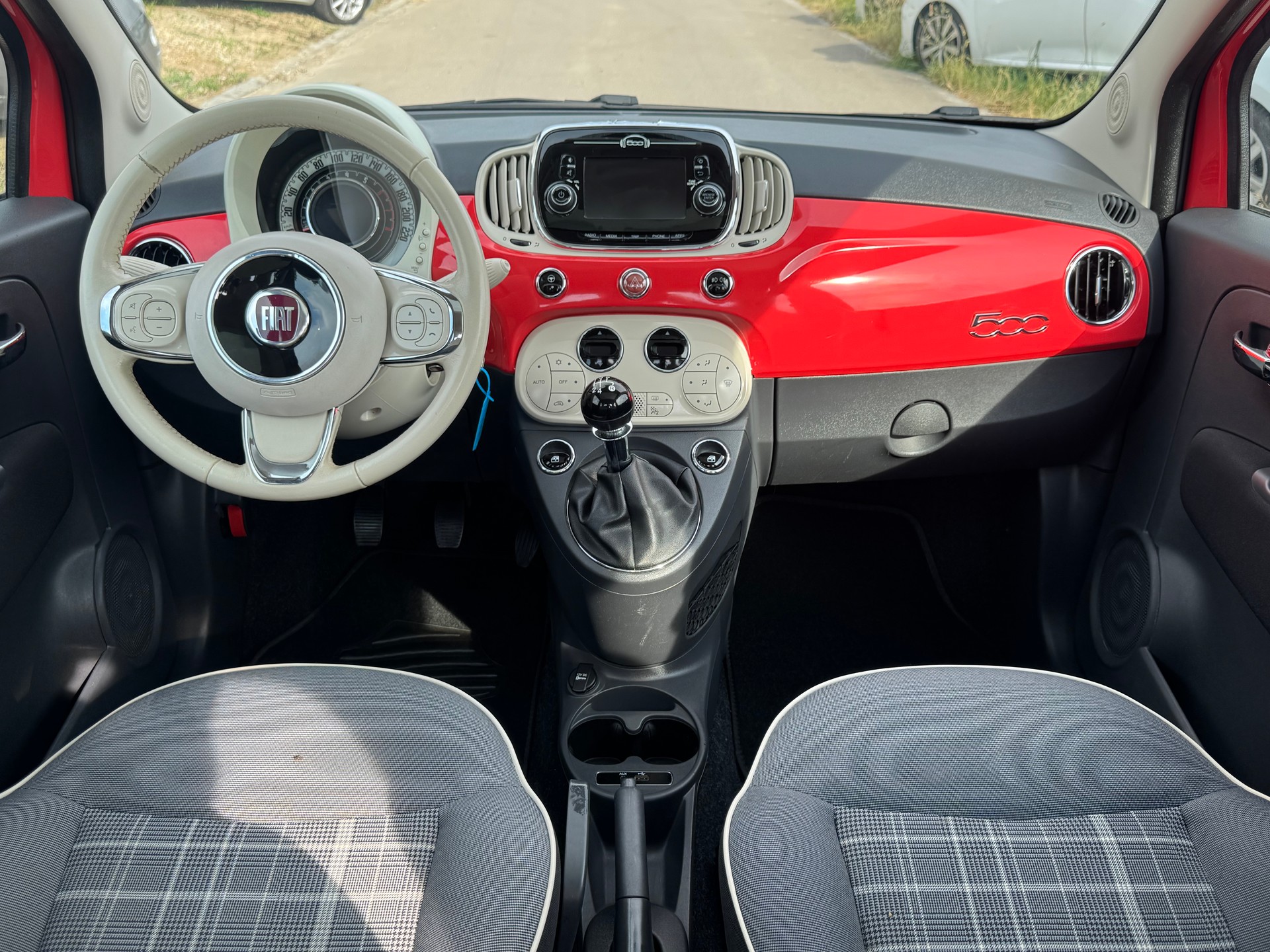 FIAT 500 1.2 Lounge-image-7