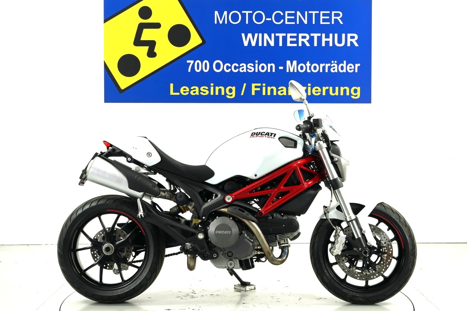 DUCATI Monster 796 ABS