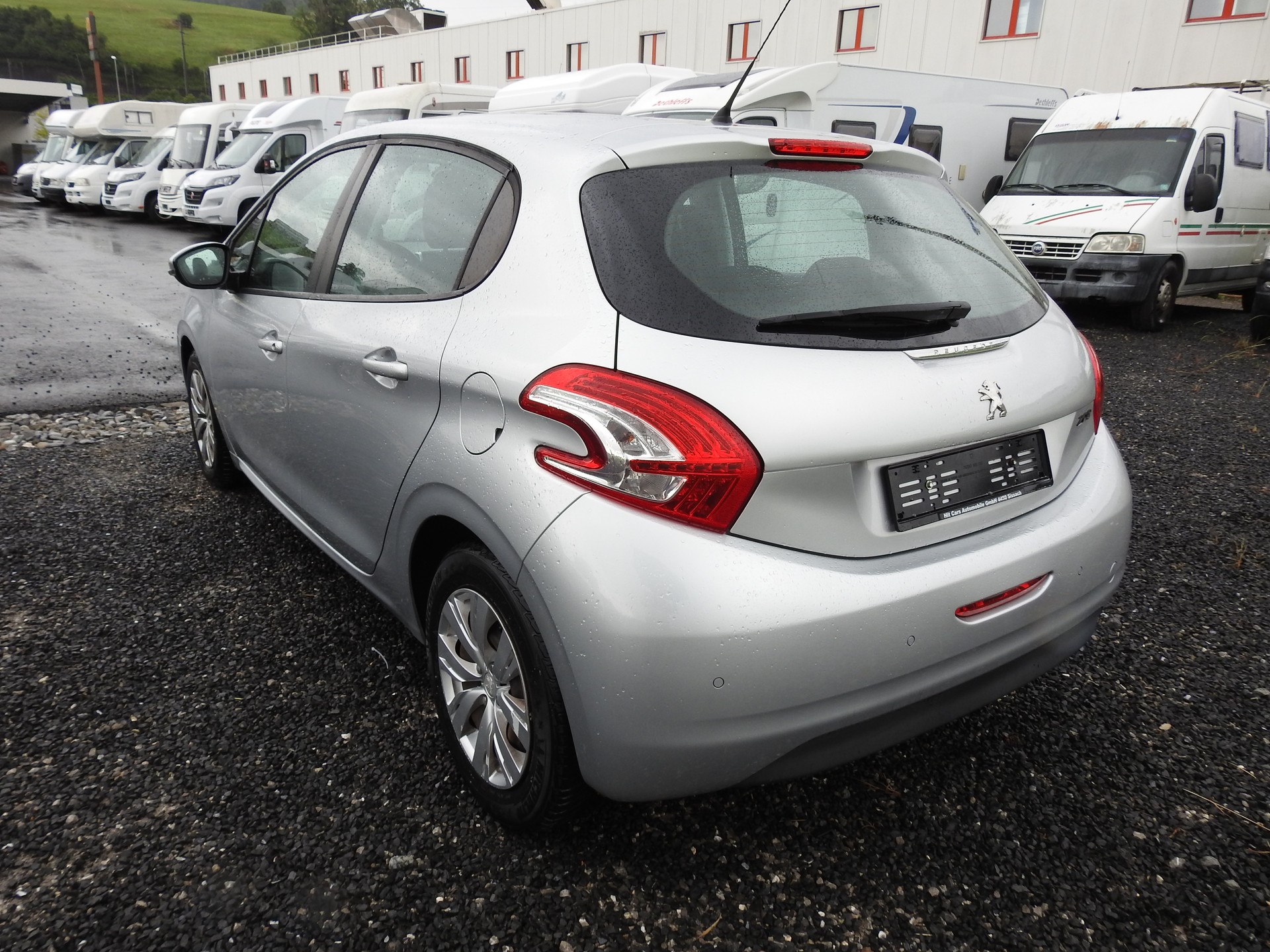 PEUGEOT 208 1.4 VTI Active-image-3
