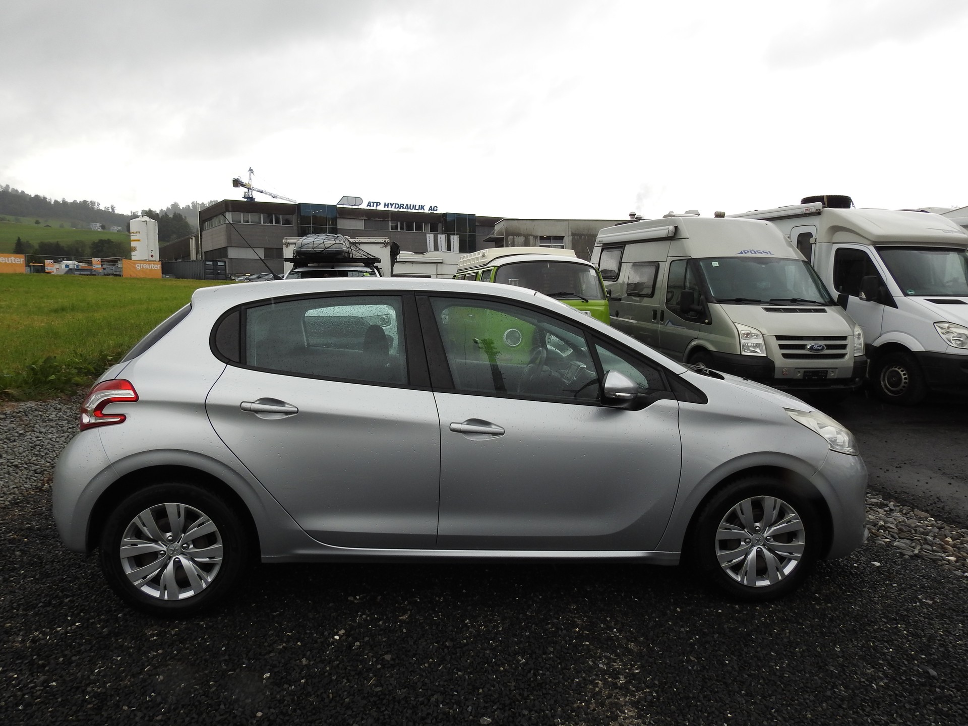 PEUGEOT 208 1.4 VTI Active-image-6
